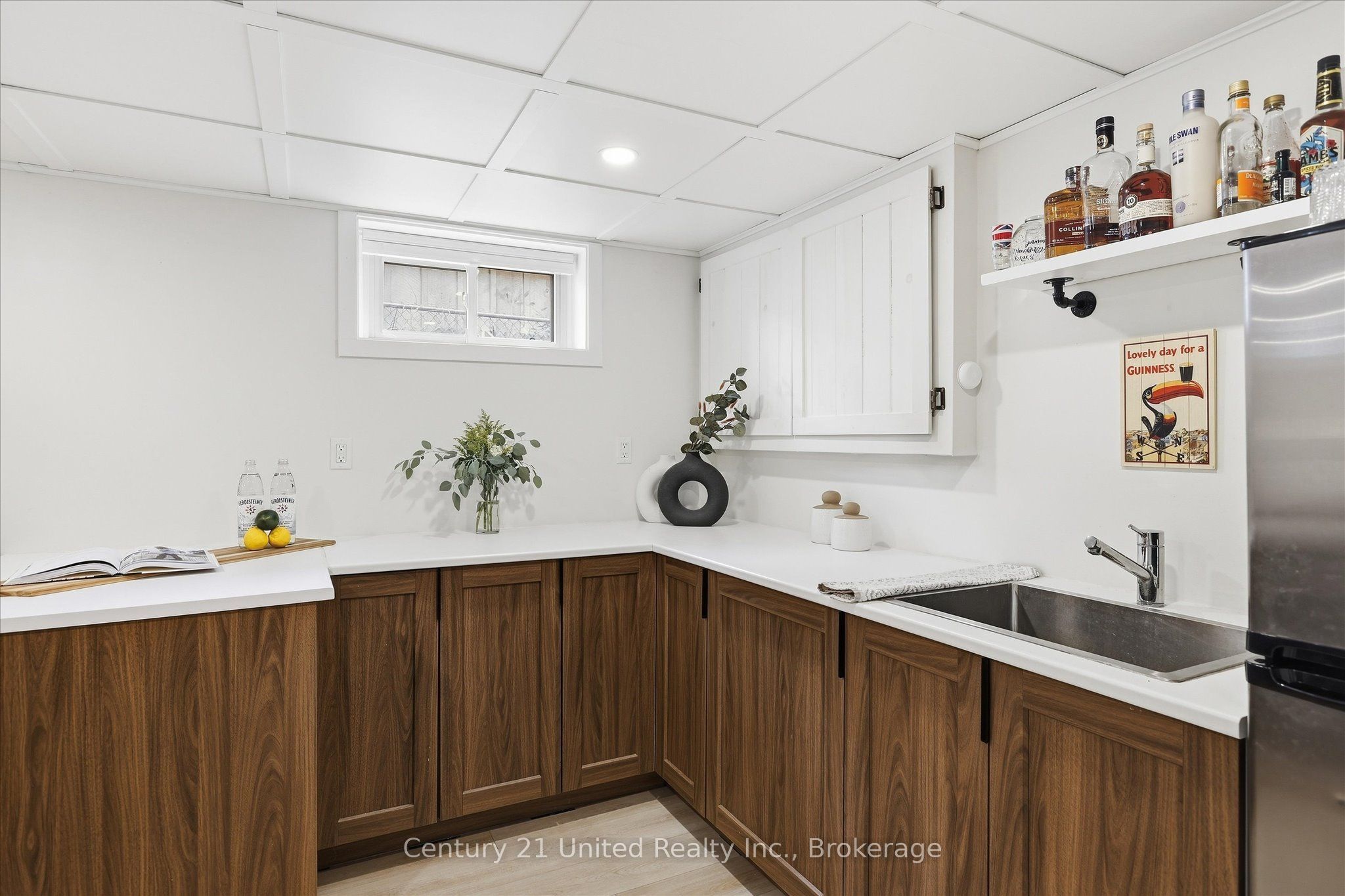 766 Devon Avenue Property Photo 21