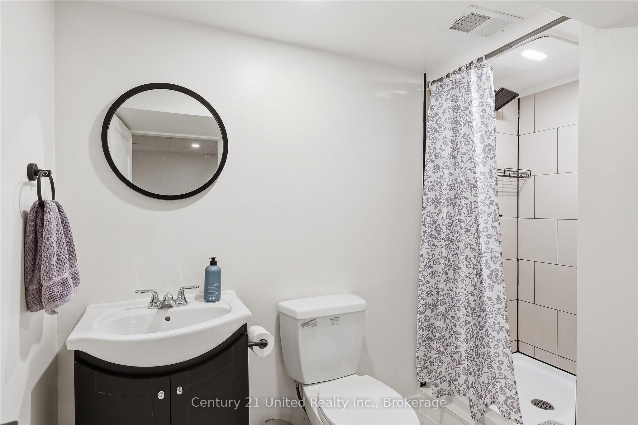 766 Devon Avenue Property Photo 25