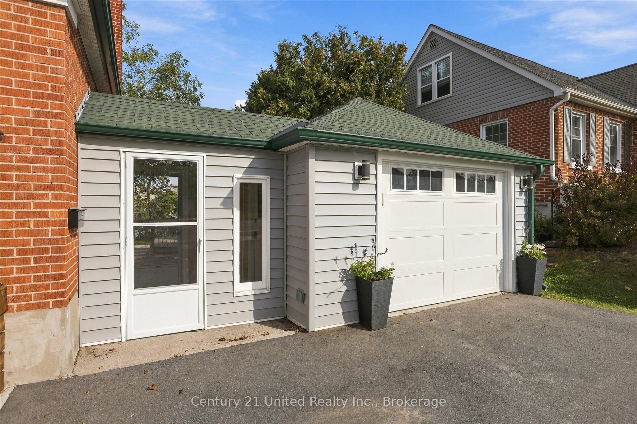 766 Devon Avenue Property Photo 26