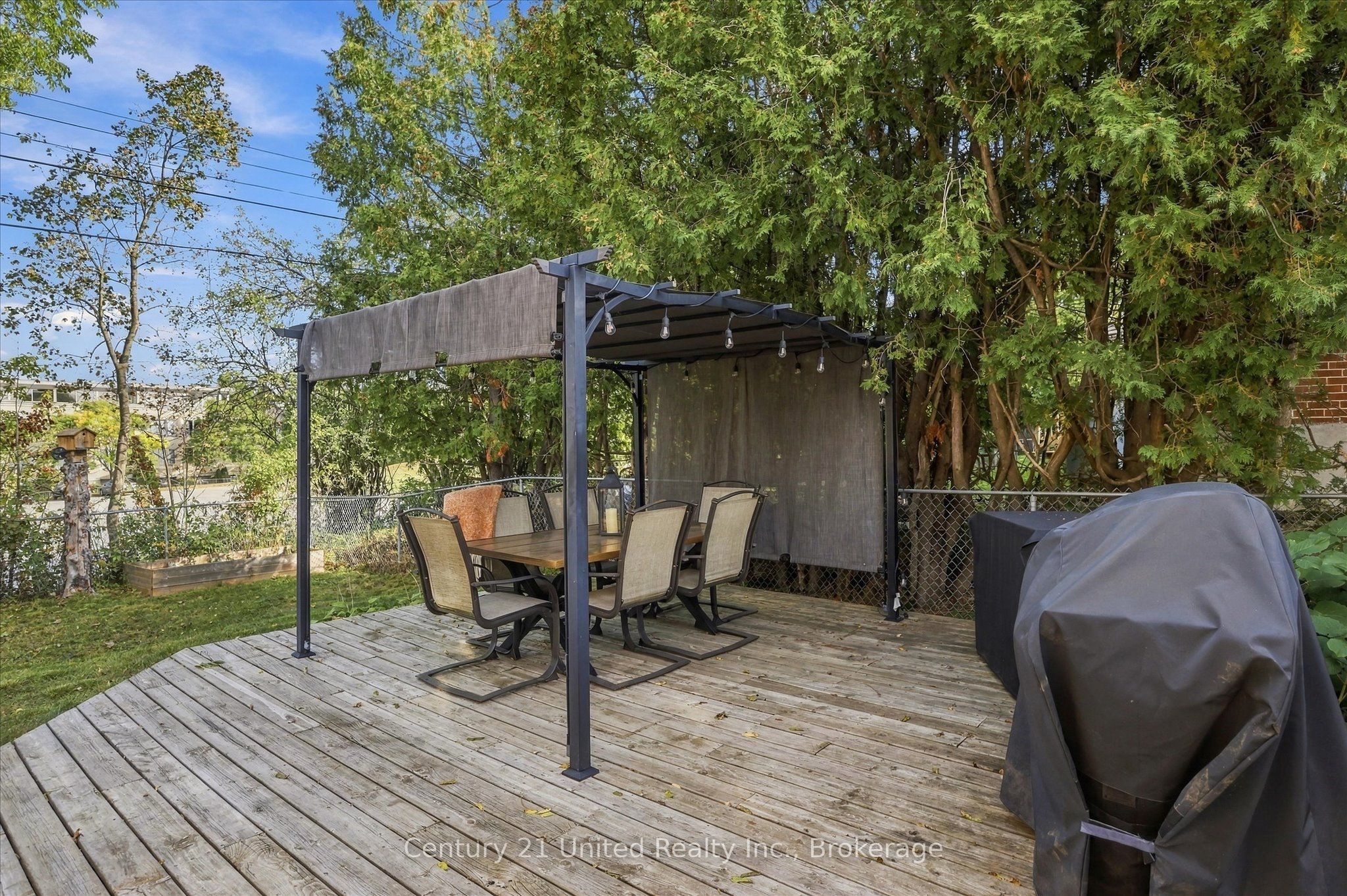 766 Devon Avenue Property Photo 28