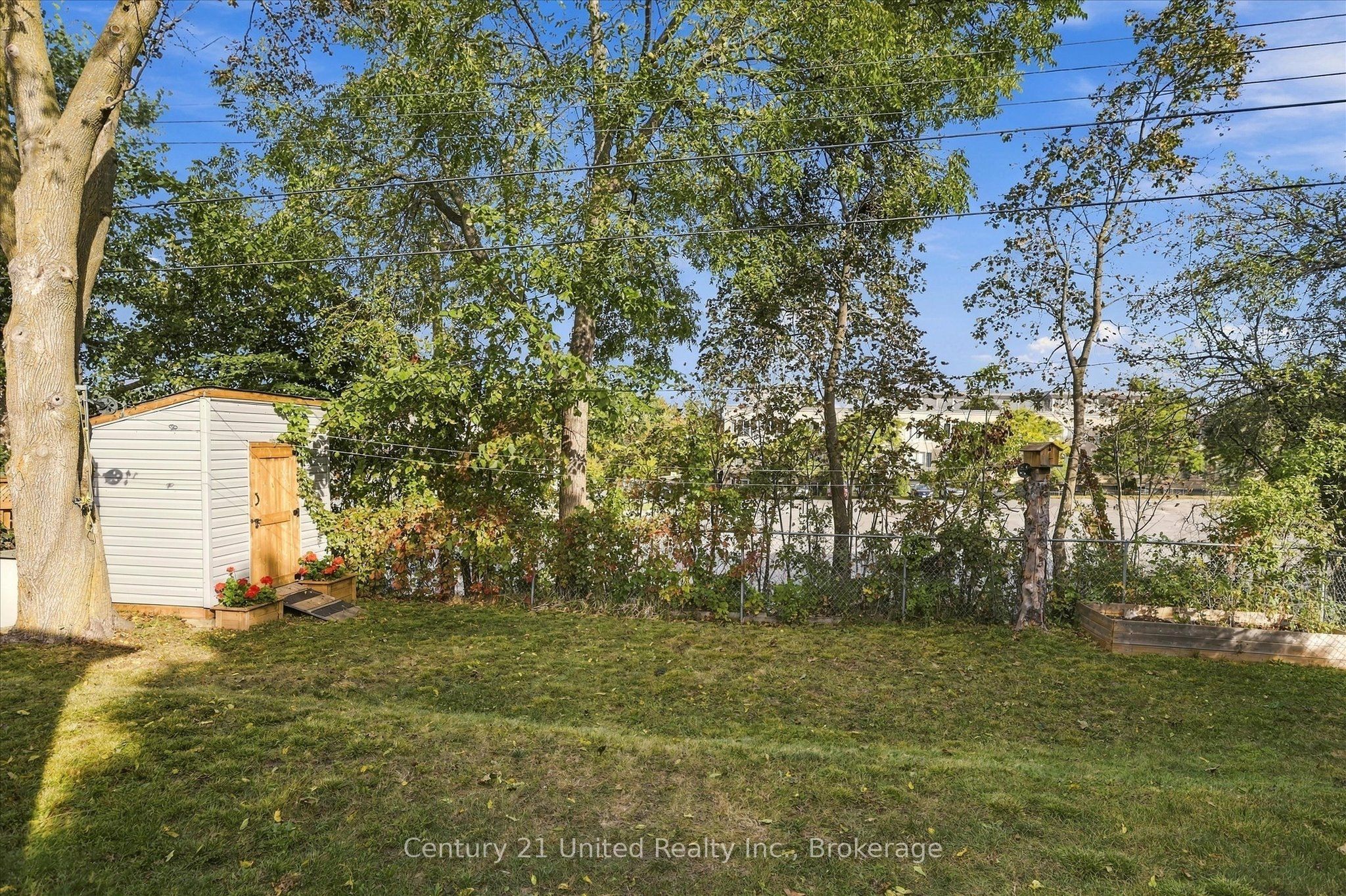 766 Devon Avenue Property Photo 29