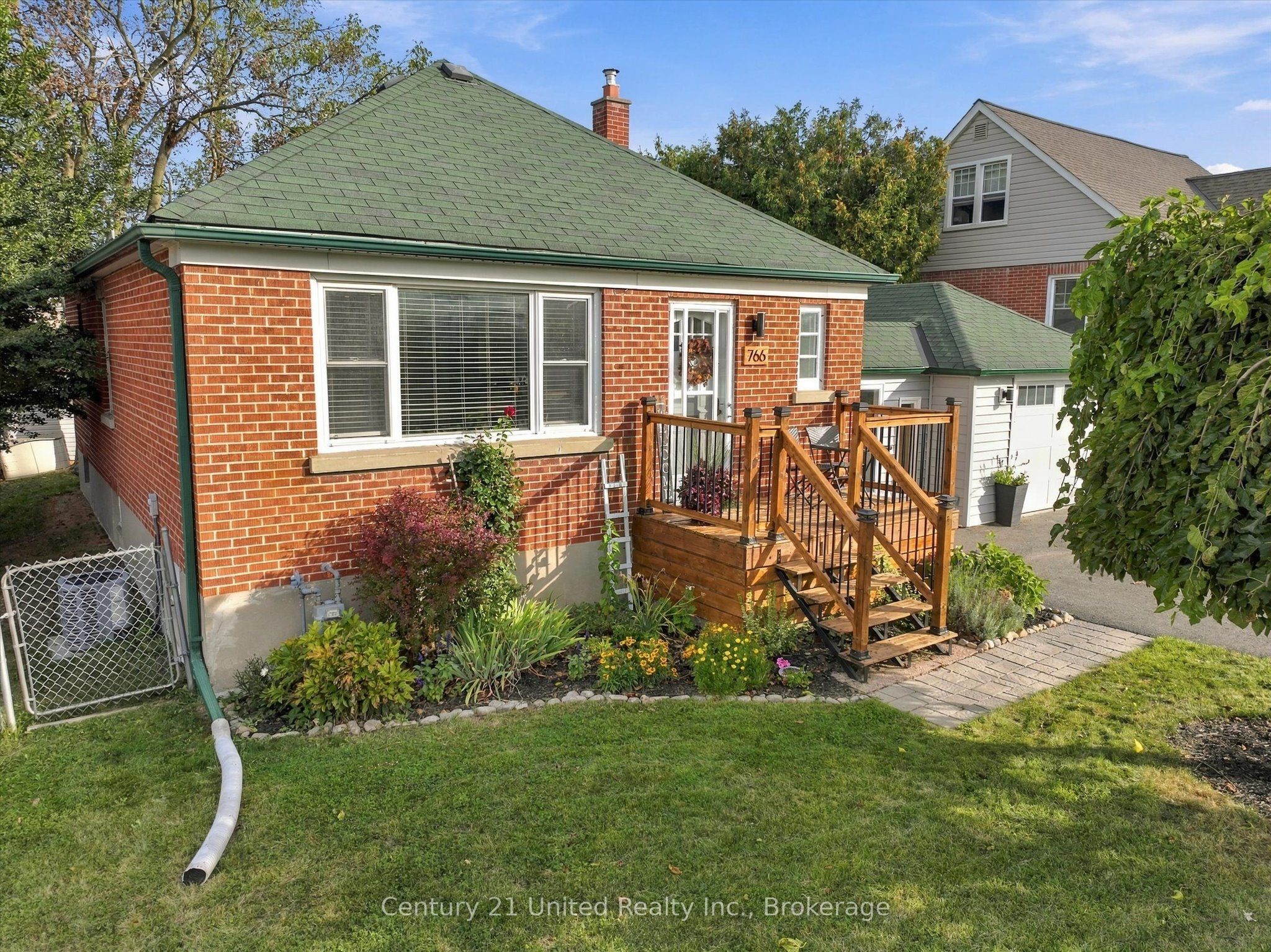 766 Devon Avenue Property Photo 38