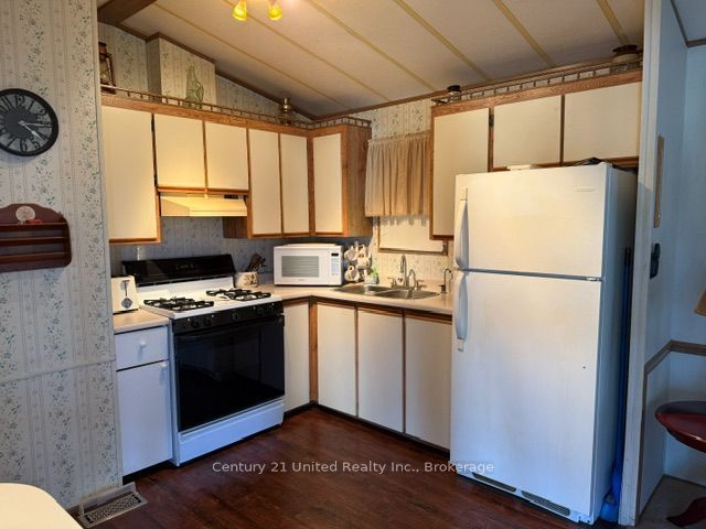 14 Tyler Drive Property Photo 7