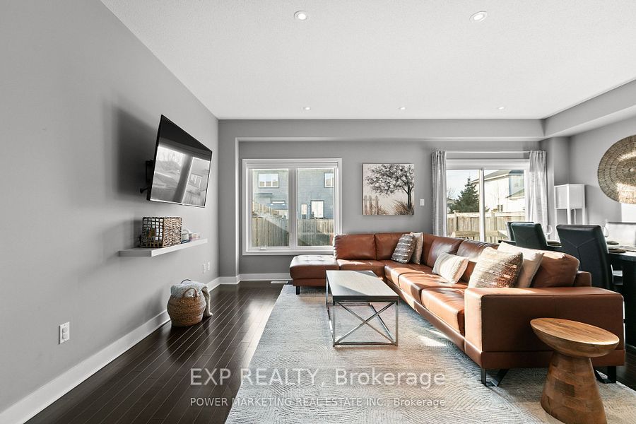 2200 Nantes Street Property Photo 2