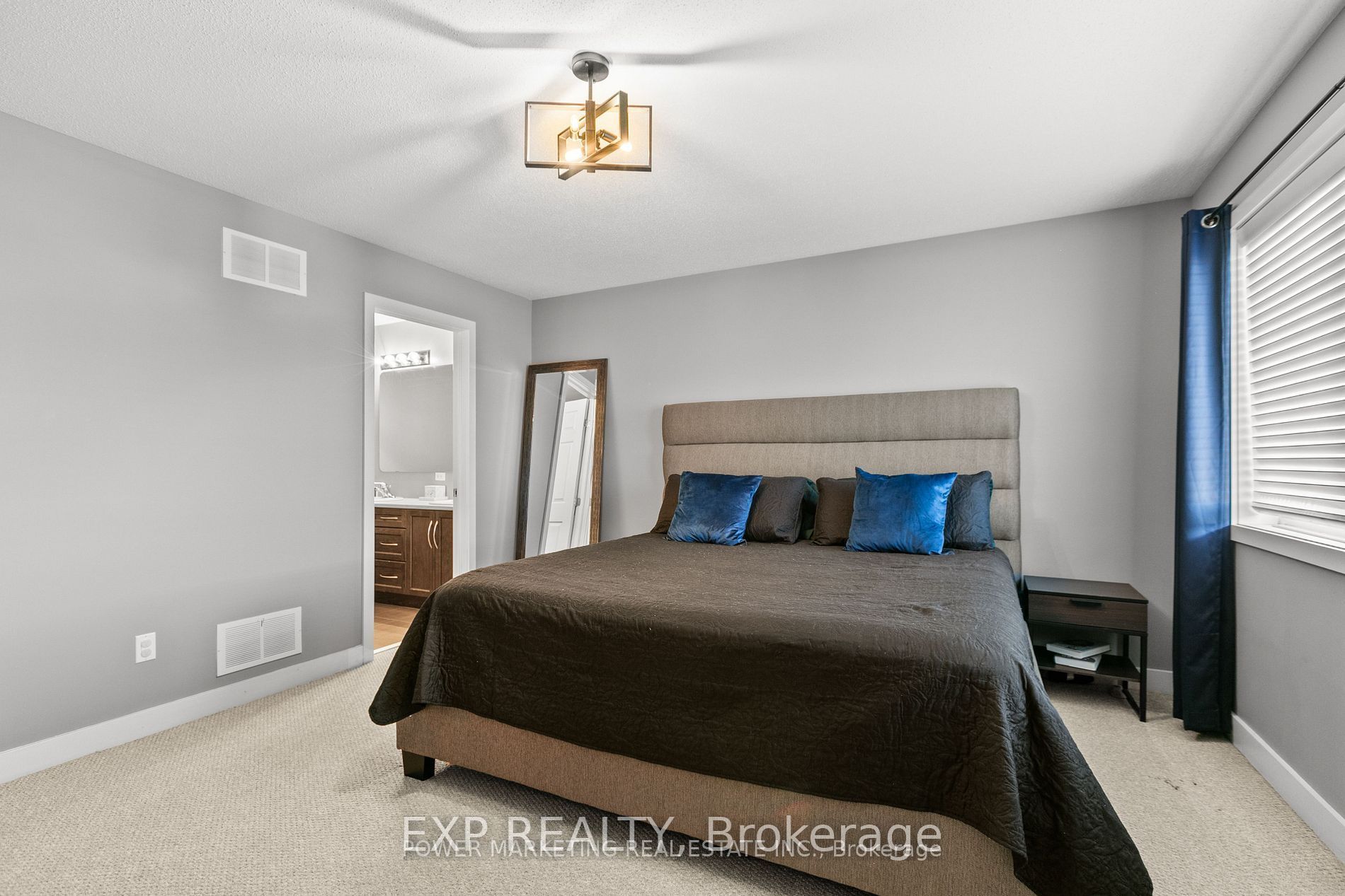 2200 Nantes Street Property Photo 16