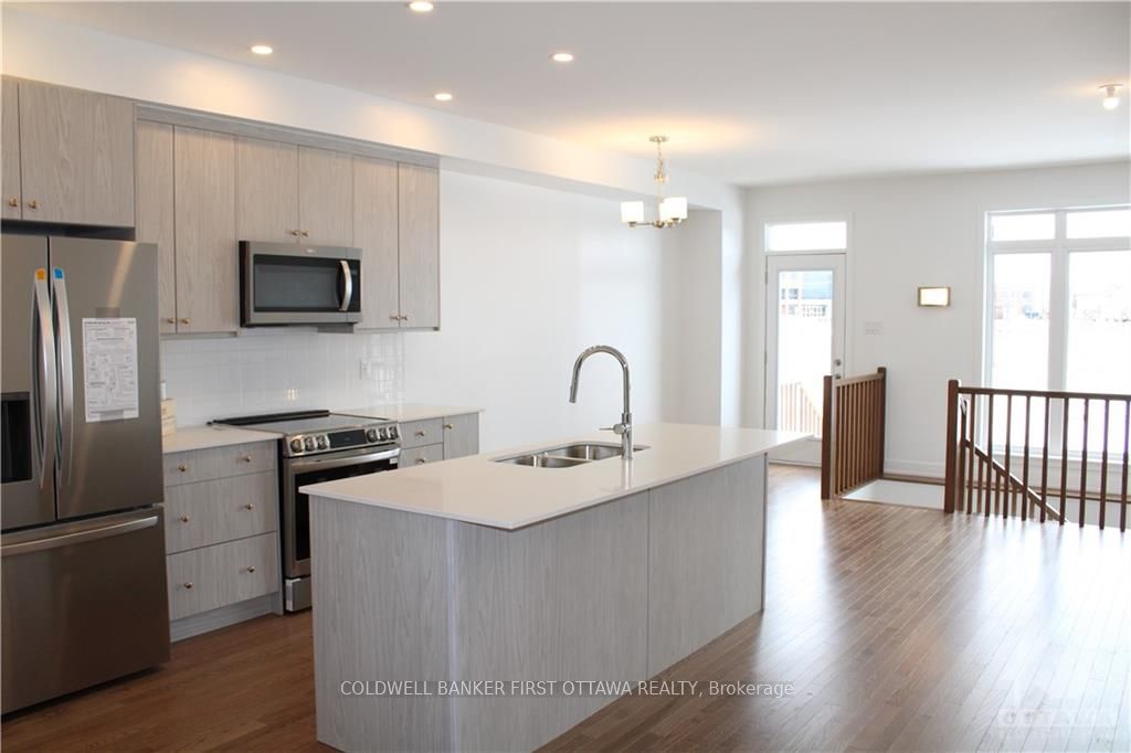 527 Corretto Place Property Photo 3
