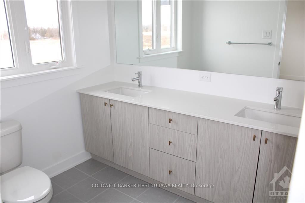 527 Corretto Place Property Photo 16
