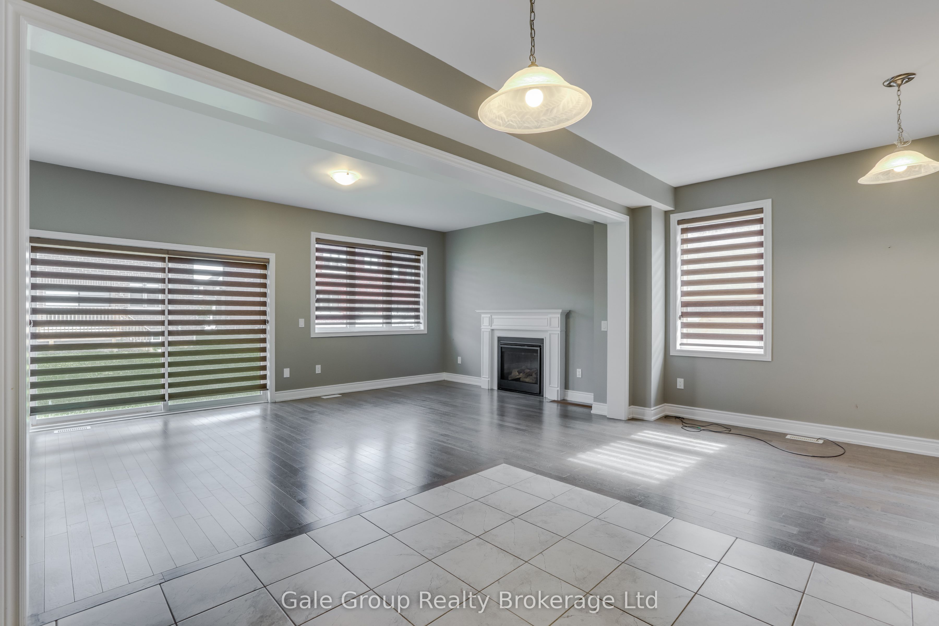 118 Huntingford Trail W Property Photo 11