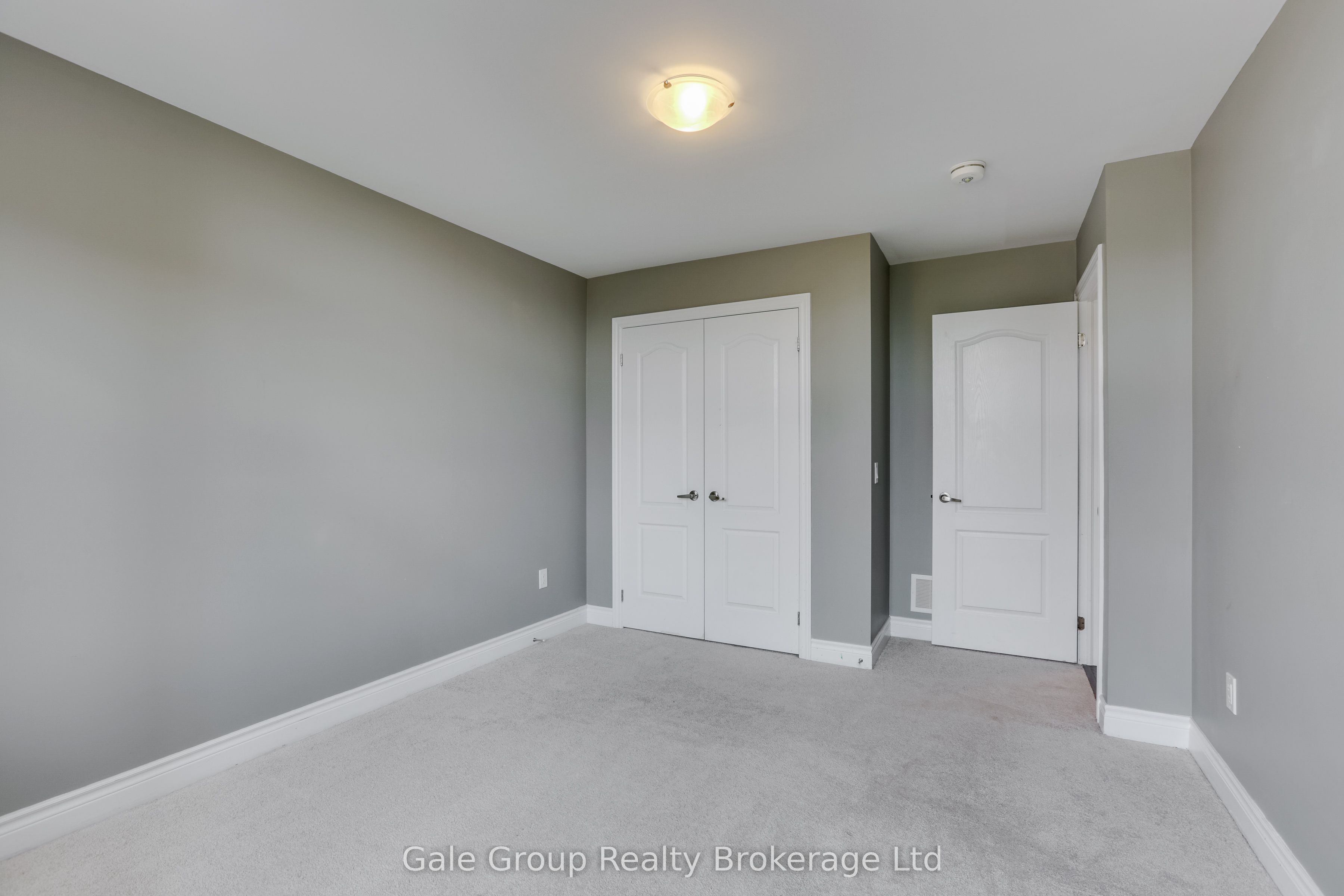 118 Huntingford Trail W Property Photo 36