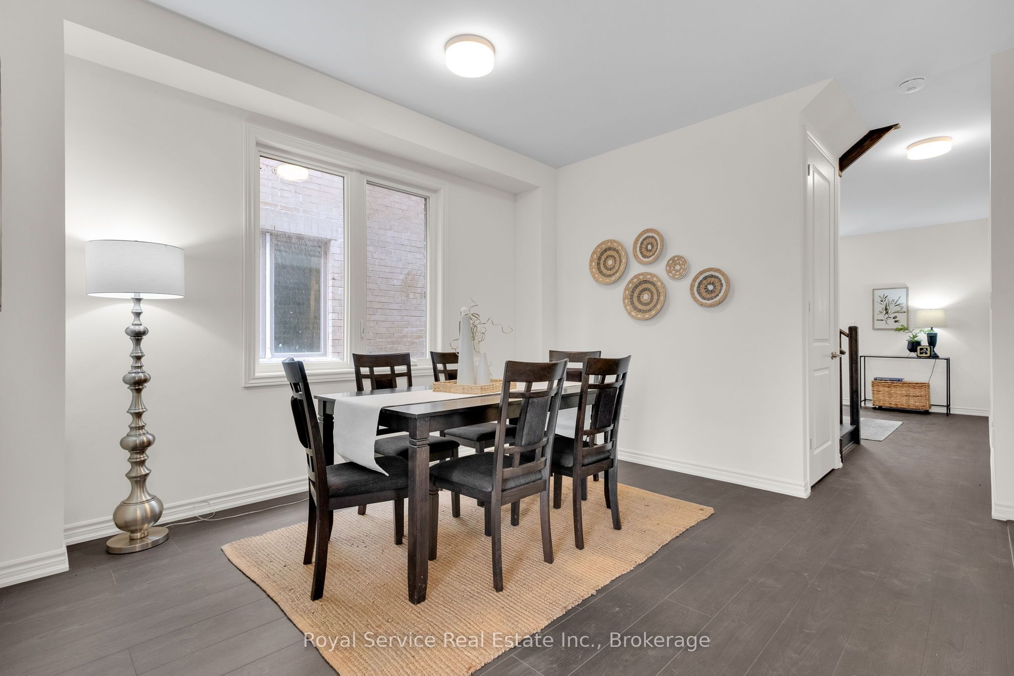 472 Trevor Street Property Photo 4