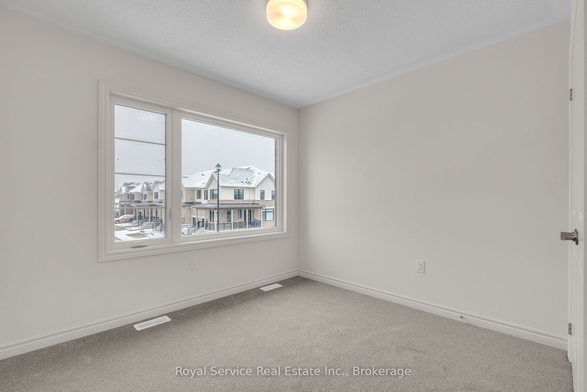 472 Trevor Street Property Photo 21