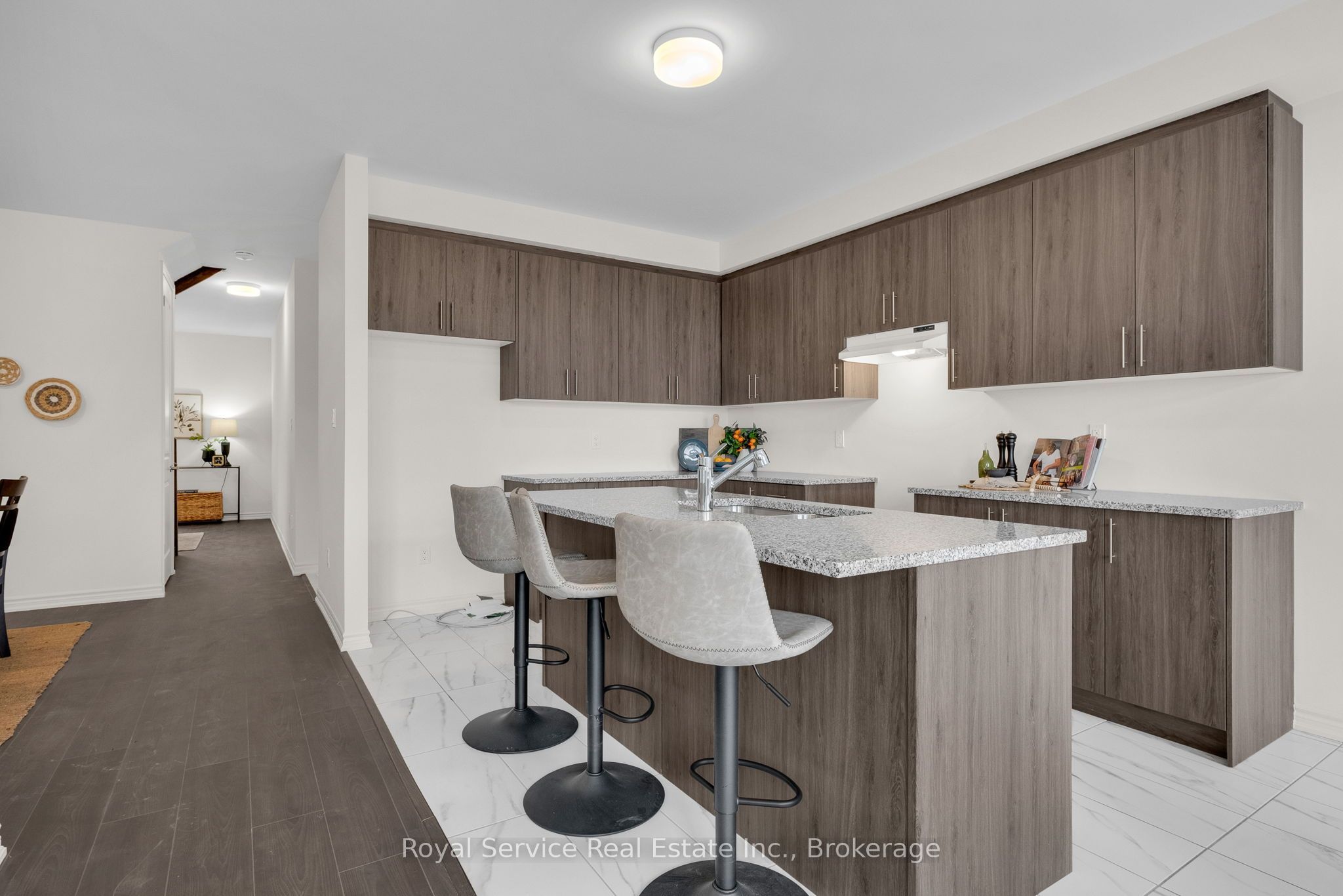 472 Trevor Street Property Photo 24