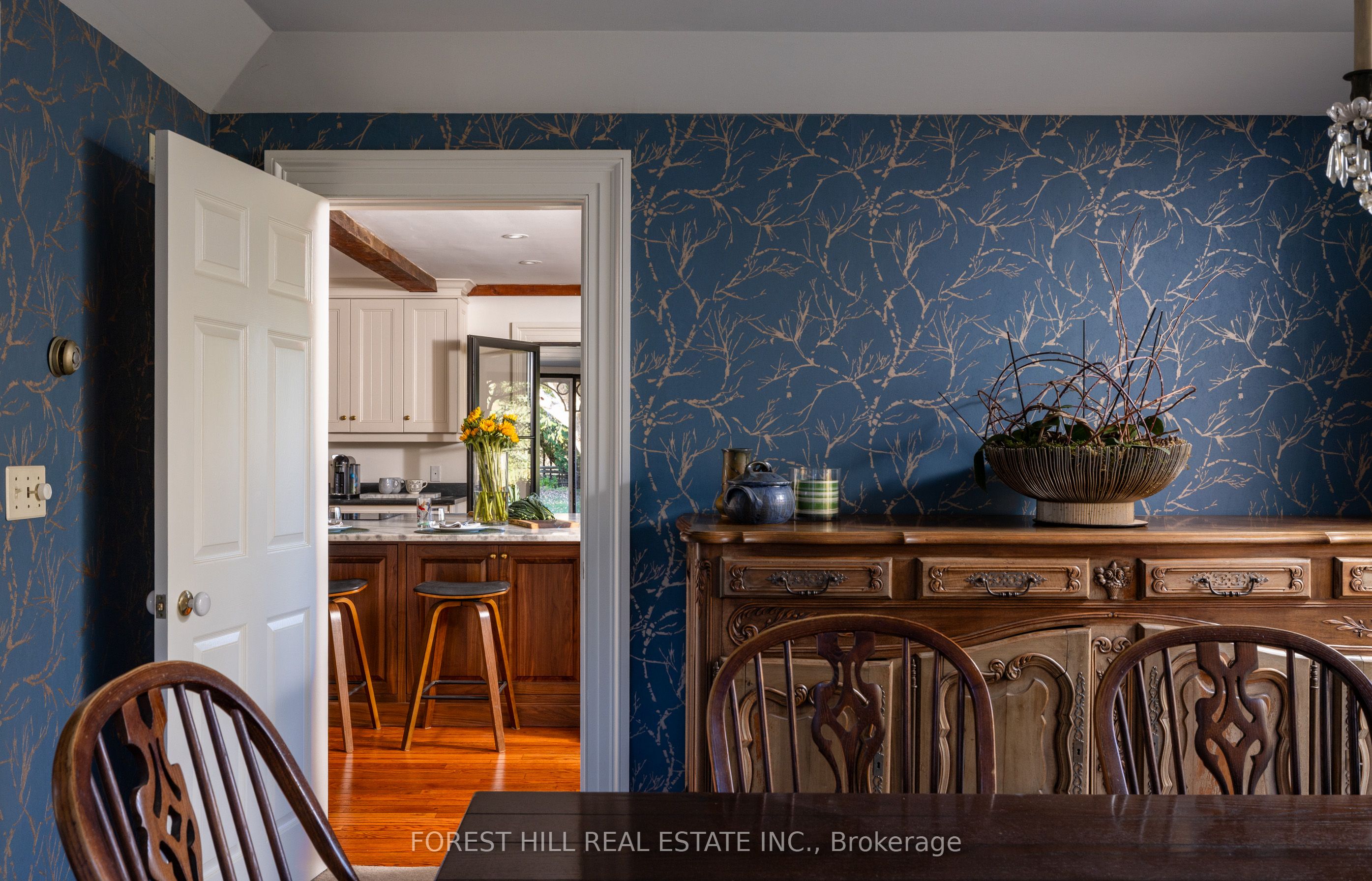 794575 Mono Centre Road Property Photo 15