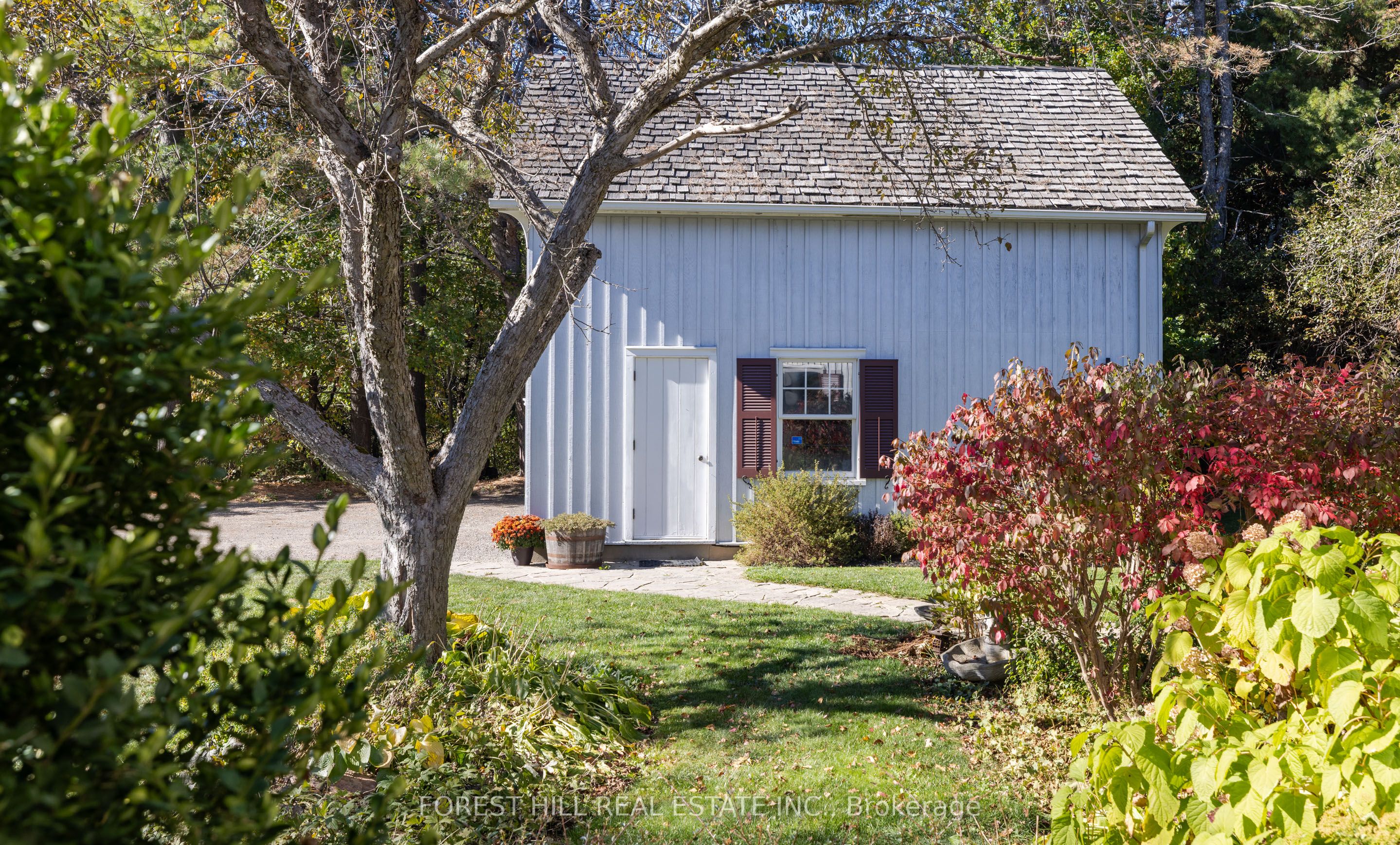 794575 Mono Centre Road Property Photo 32