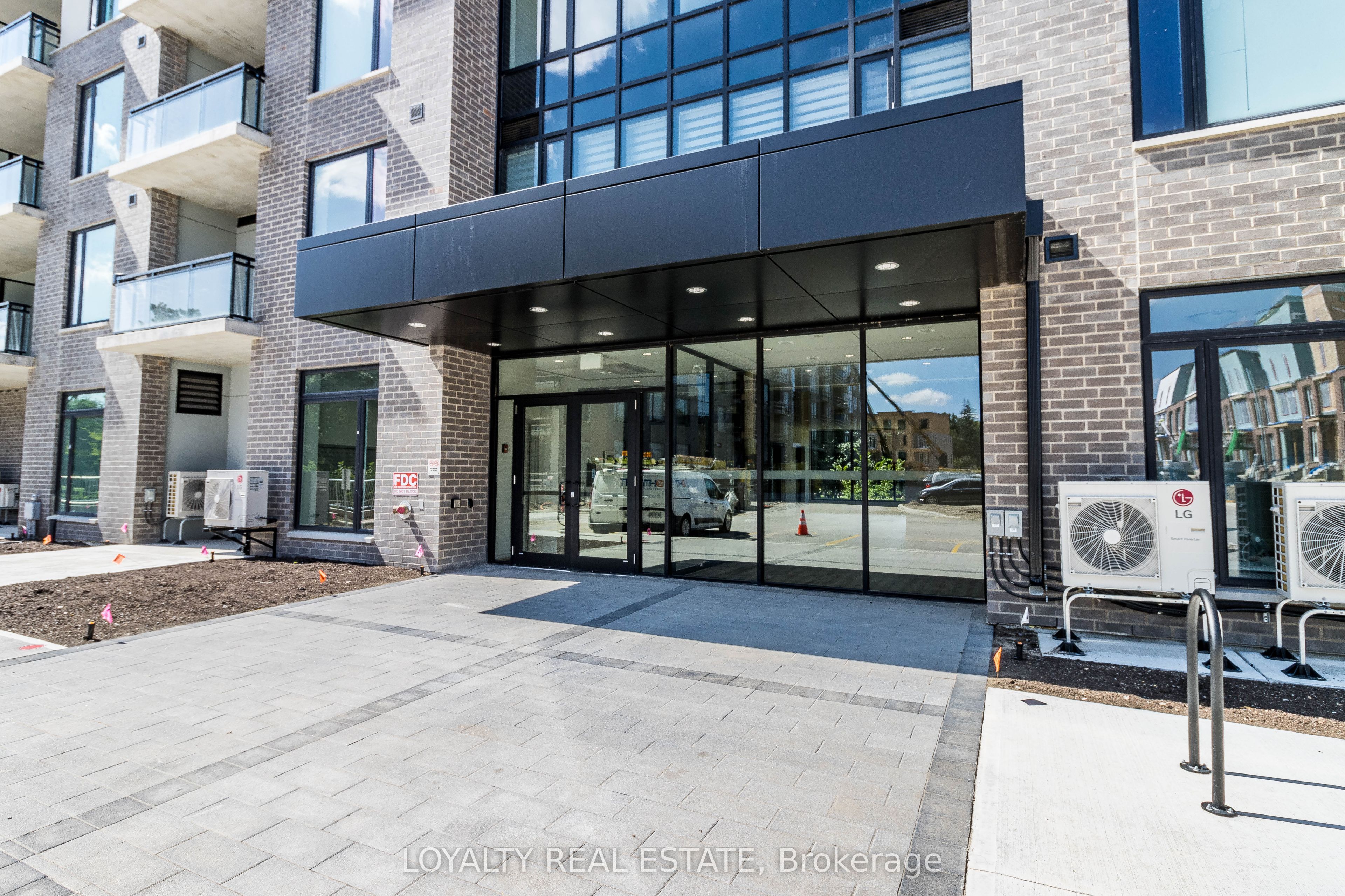 103 Roger Street 601 Property Photo 2
