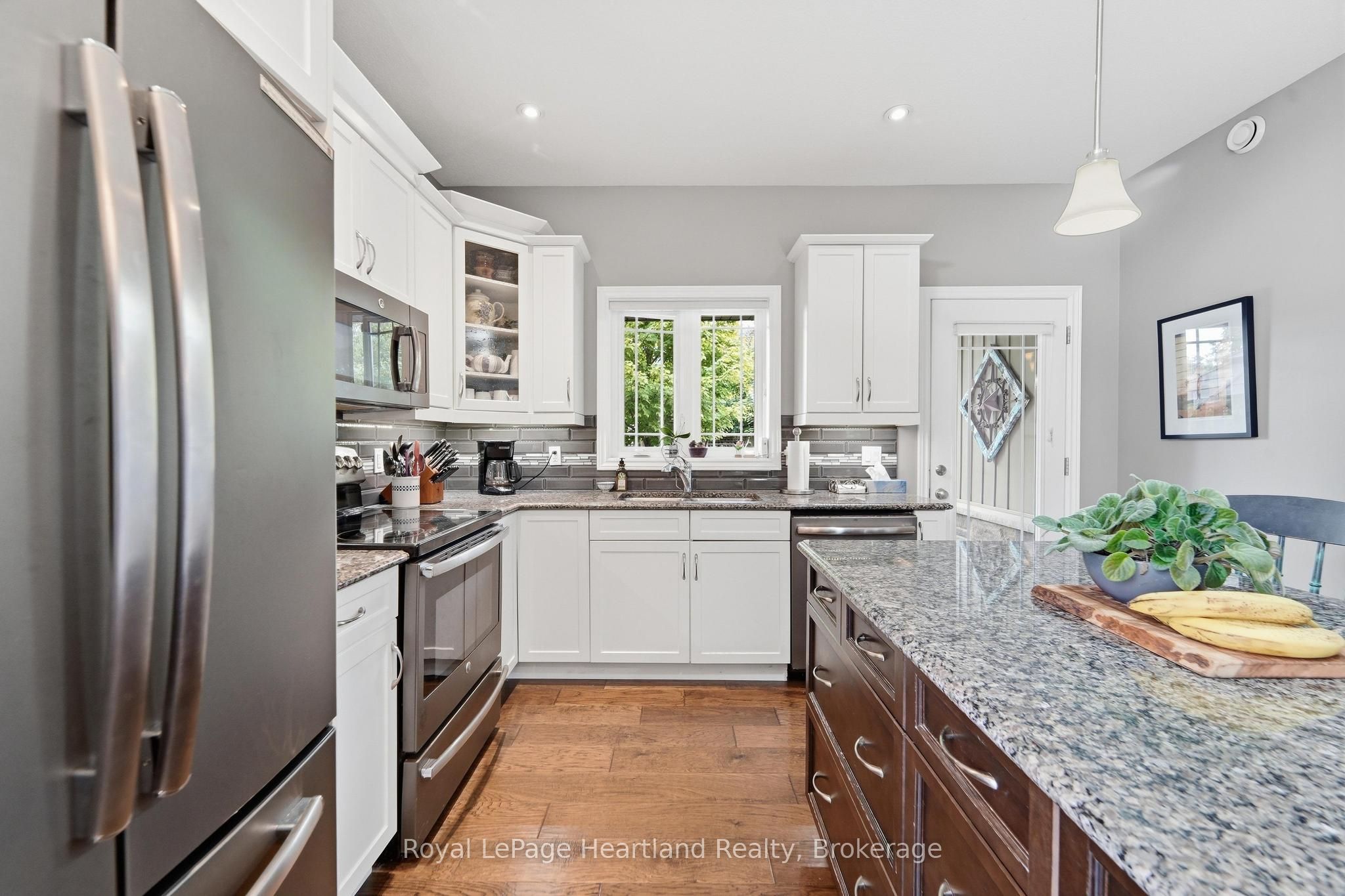 285 Darling Boulevard Property Photo 16