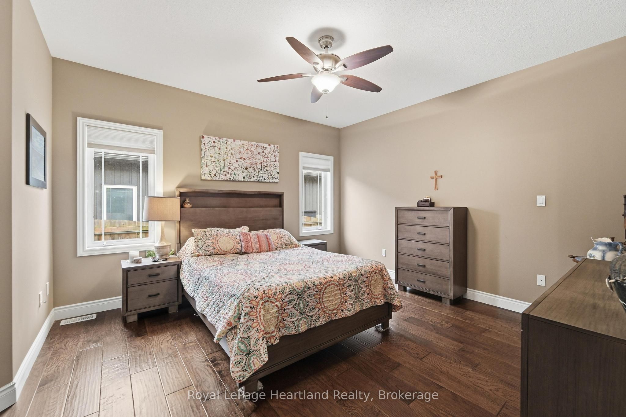 285 Darling Boulevard Property Photo 22
