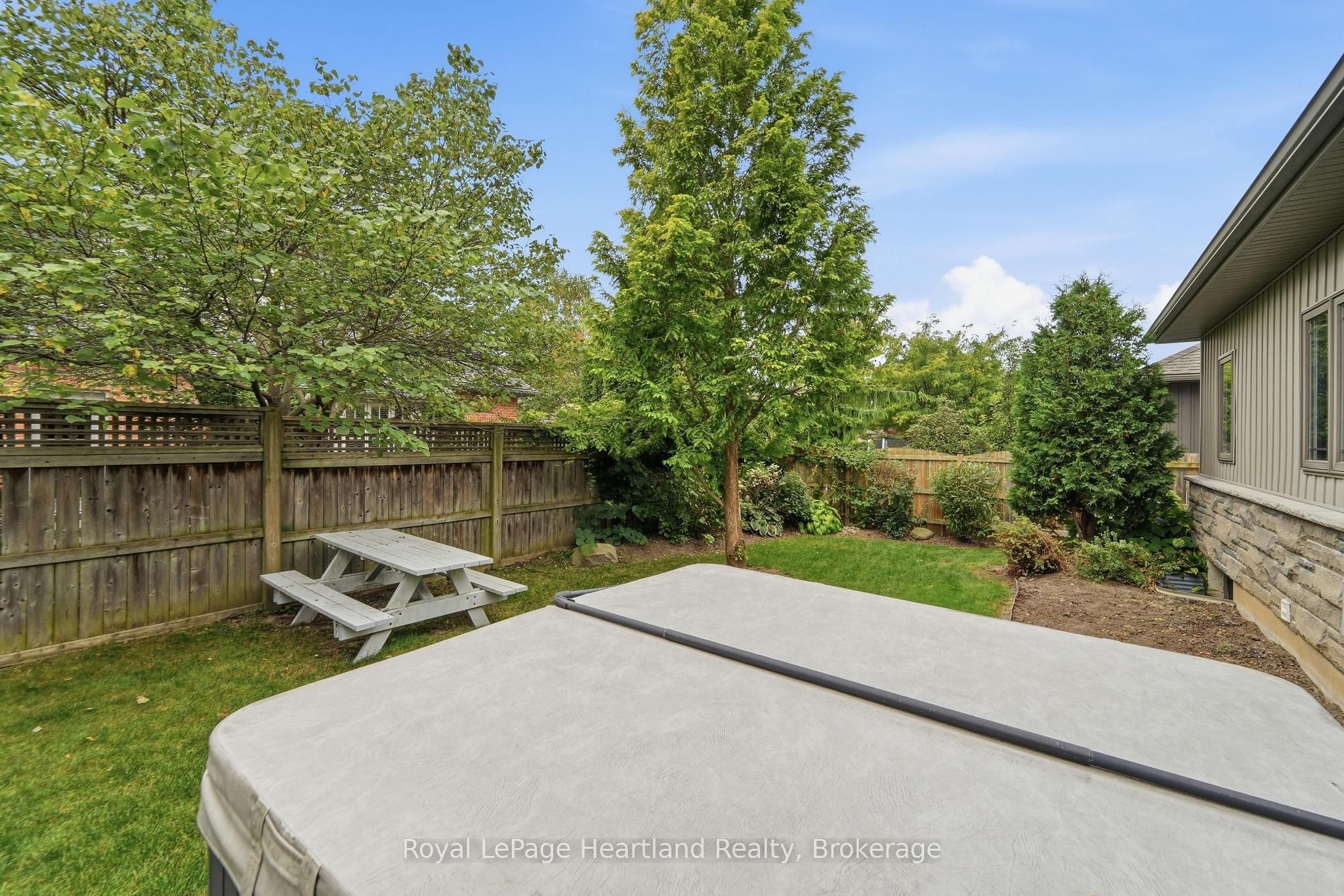 285 Darling Boulevard Property Photo 39