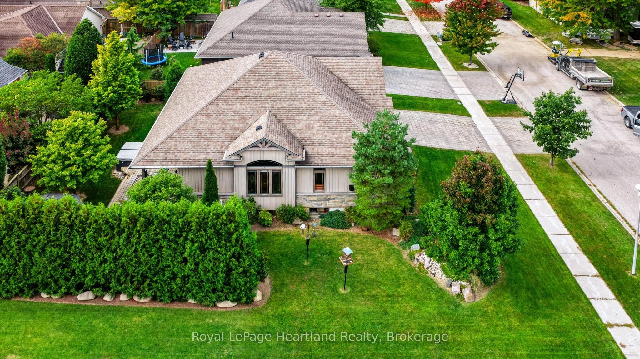 285 Darling Boulevard Property Photo 41