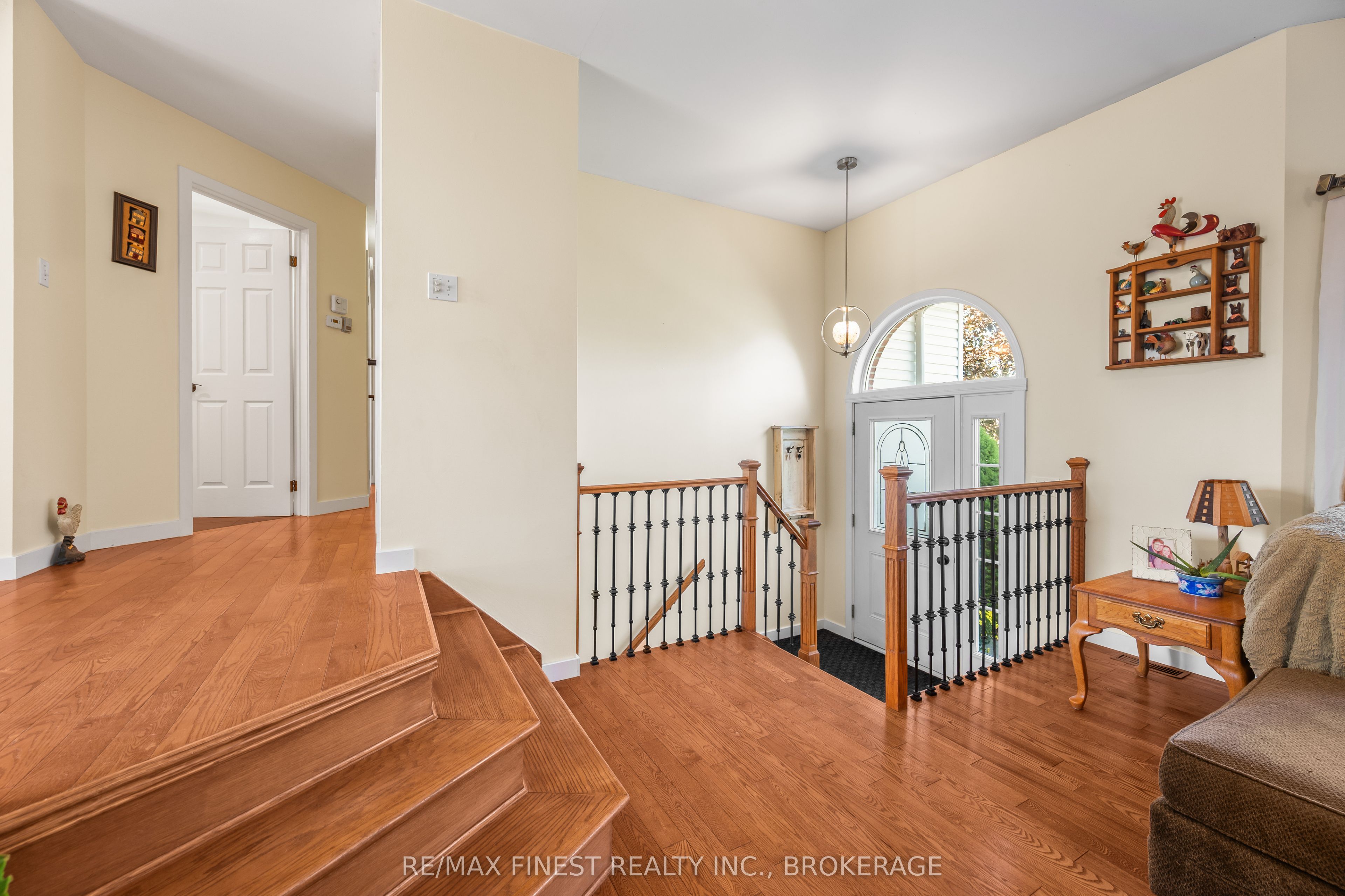 2442 Keeley Road Property Photo 5