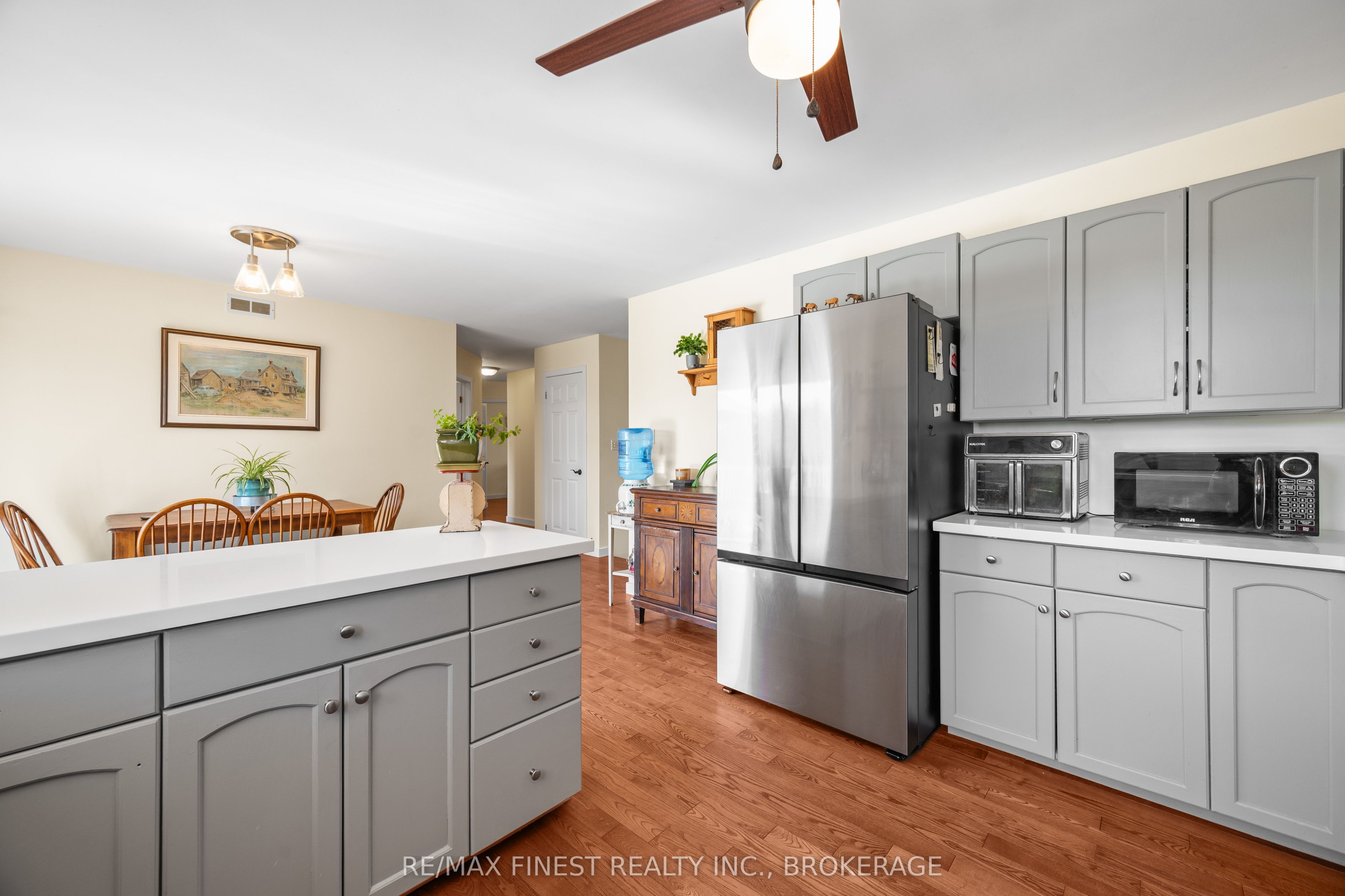 2442 Keeley Road Property Photo 10