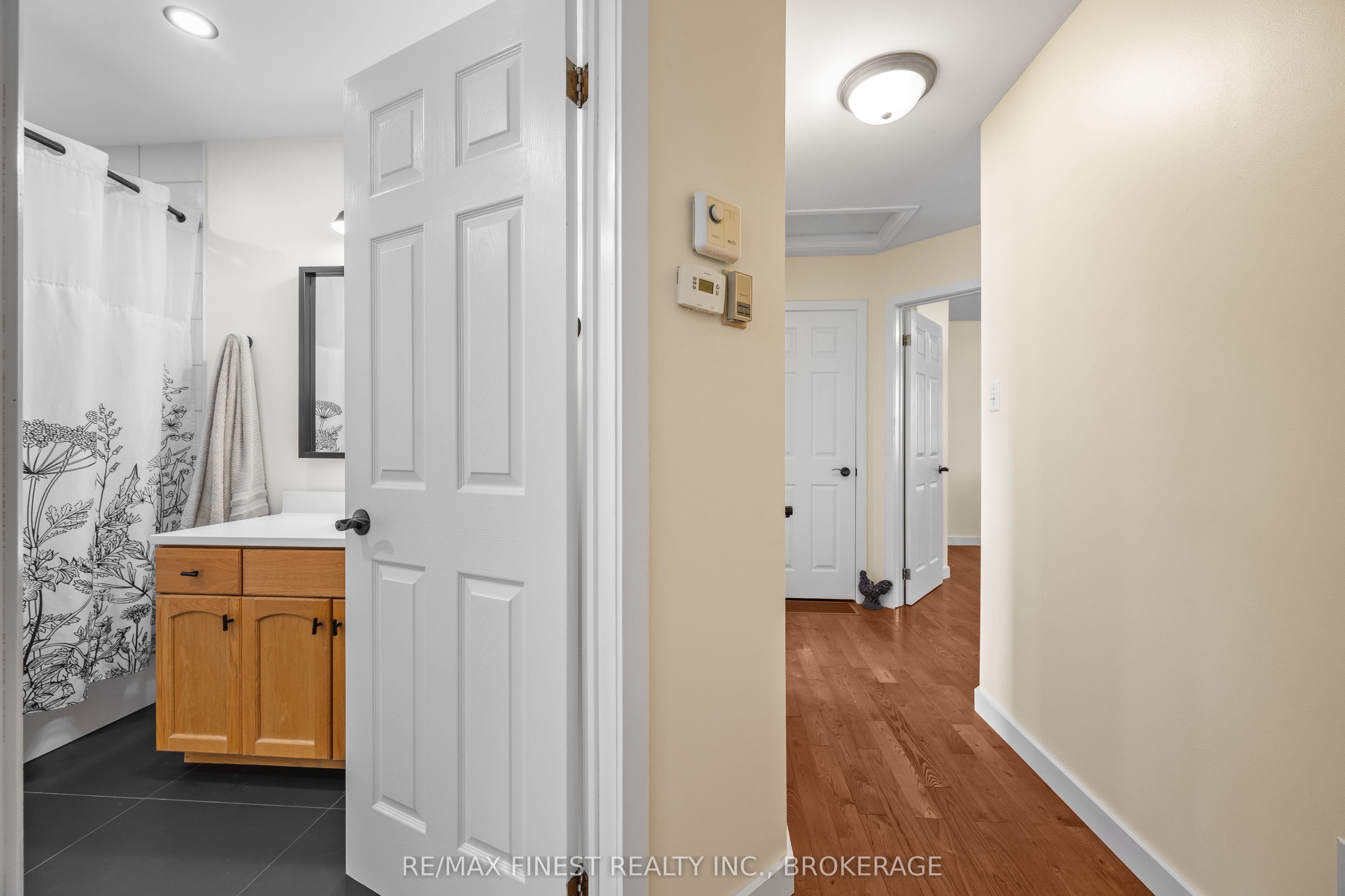 2442 Keeley Road Property Photo 13