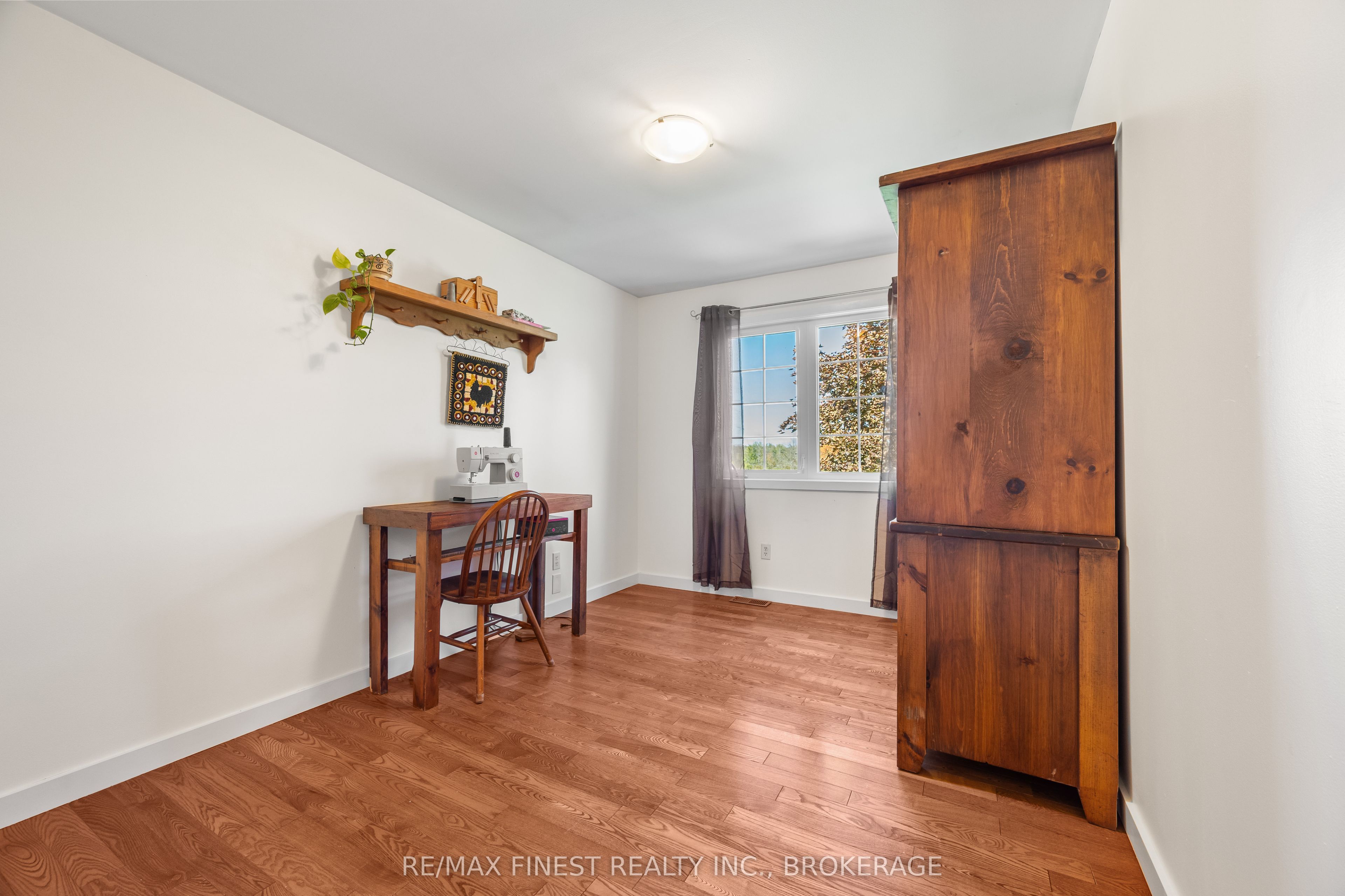 2442 Keeley Road Property Photo 18