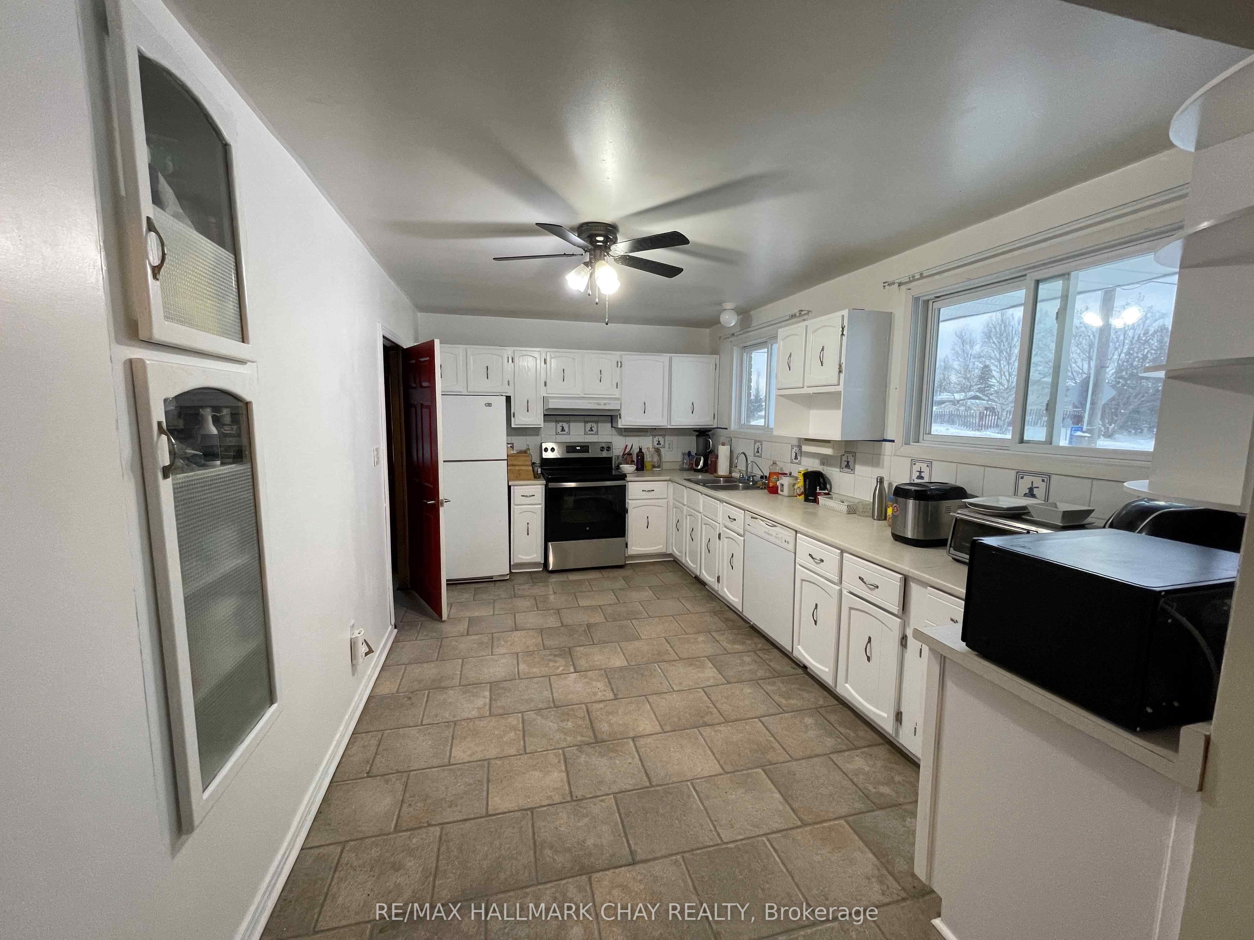 85 Mississauga Avenue Property Photo 2