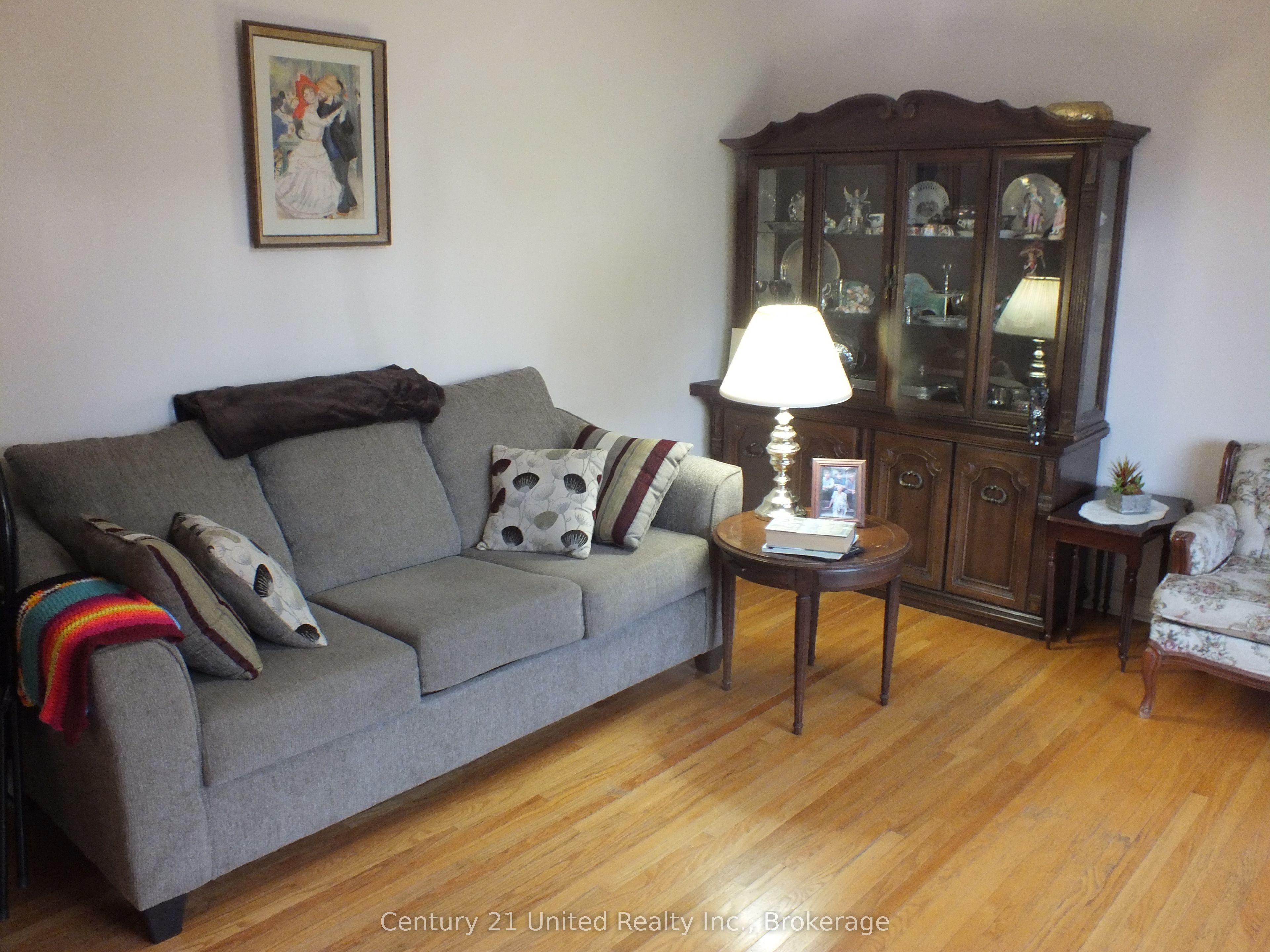 309 Lindan Avenue Property Photo 5