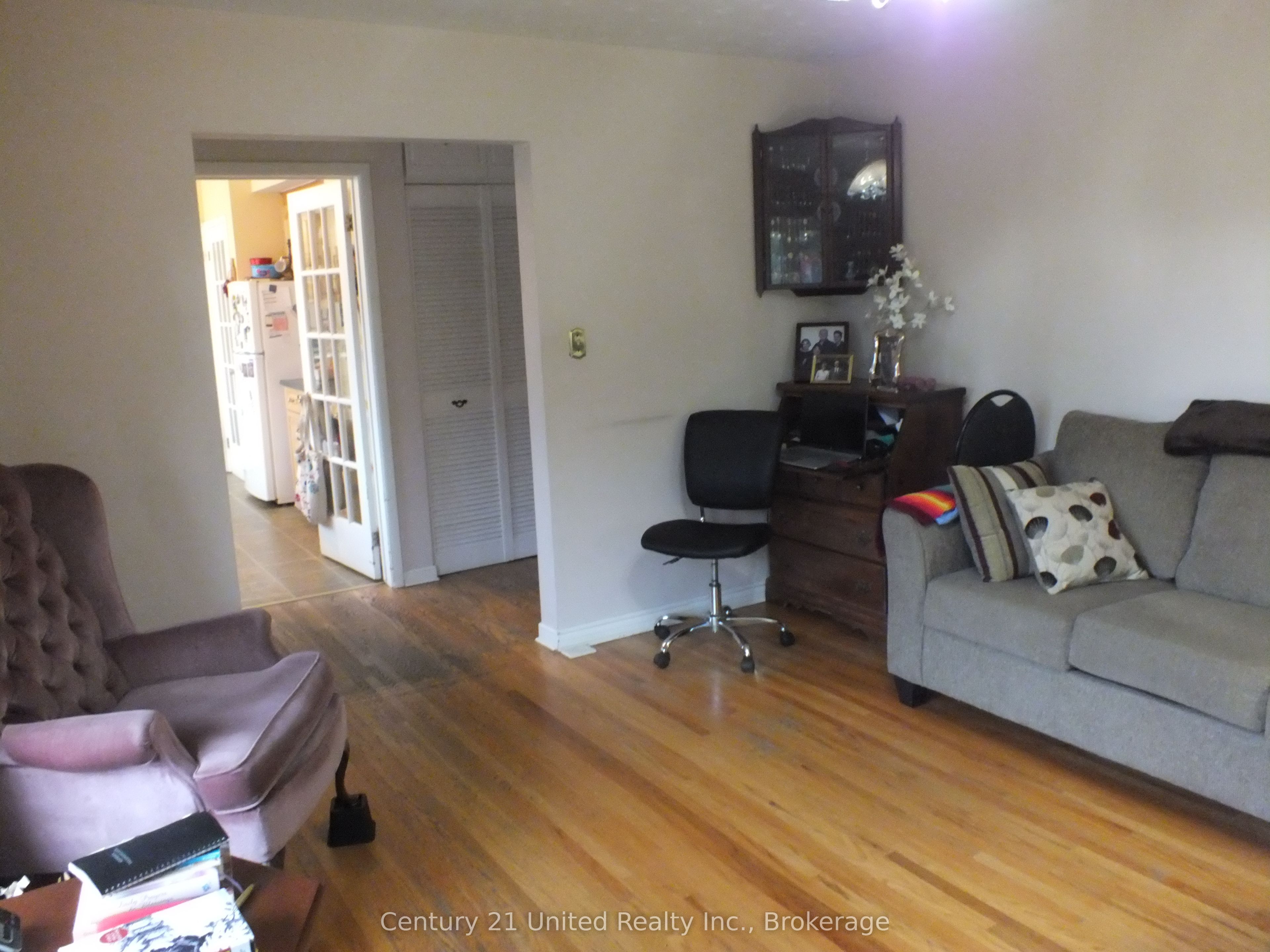 309 Lindan Avenue Property Photo 6