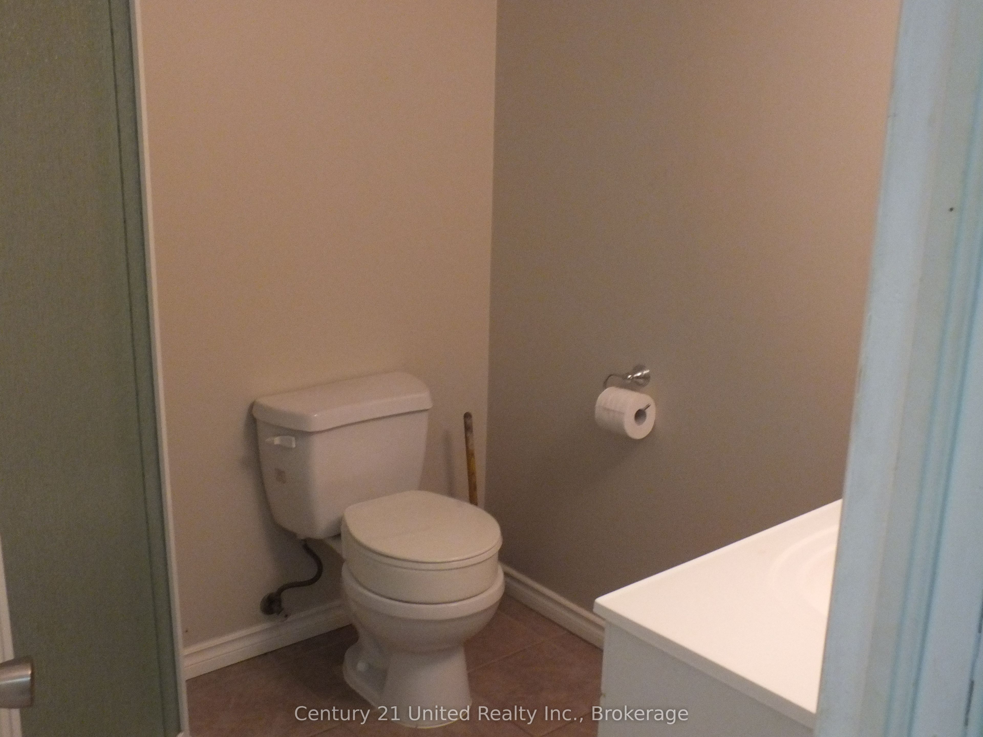 309 Lindan Avenue Property Photo 17