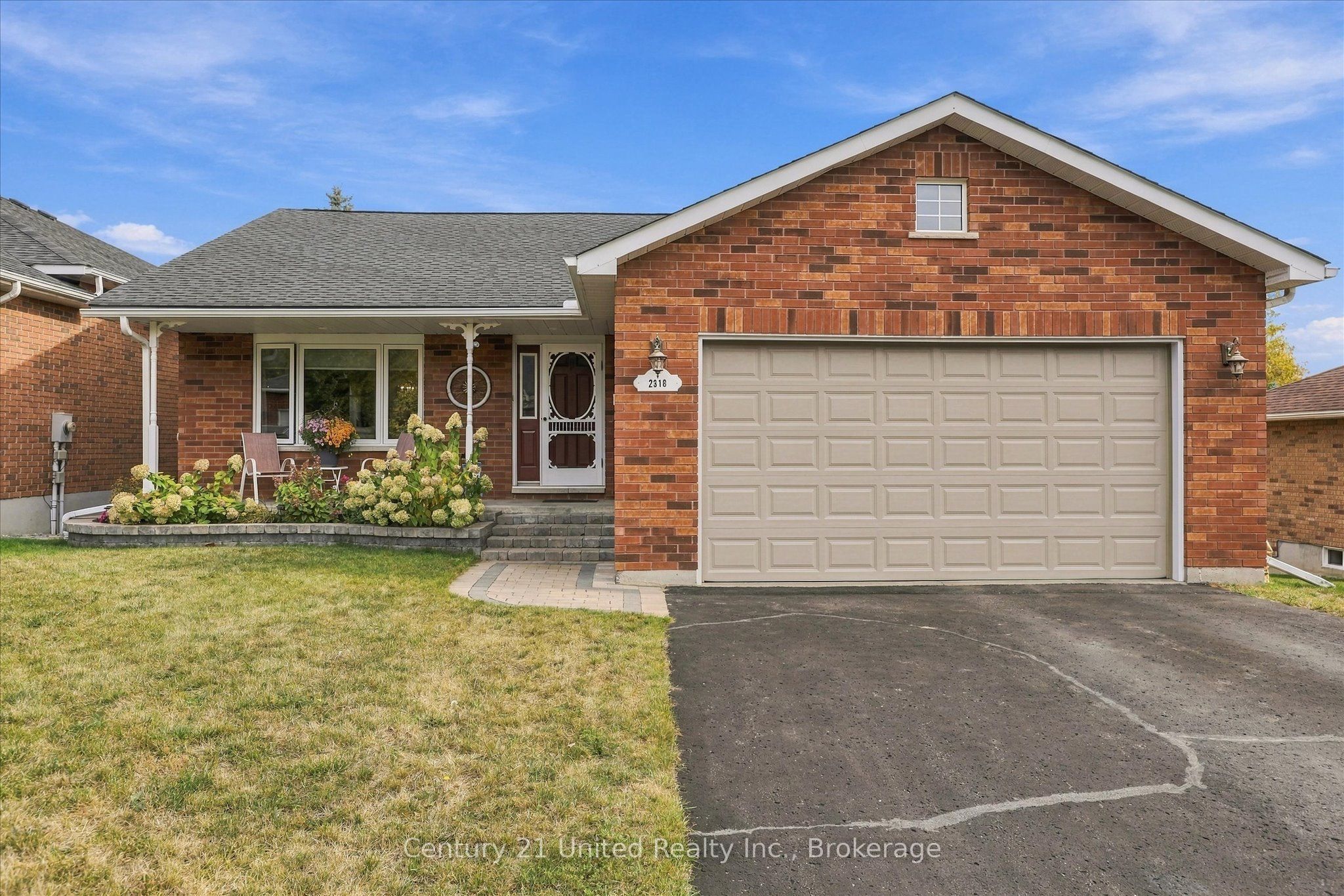 2318 Sumac Street Property Photo 2