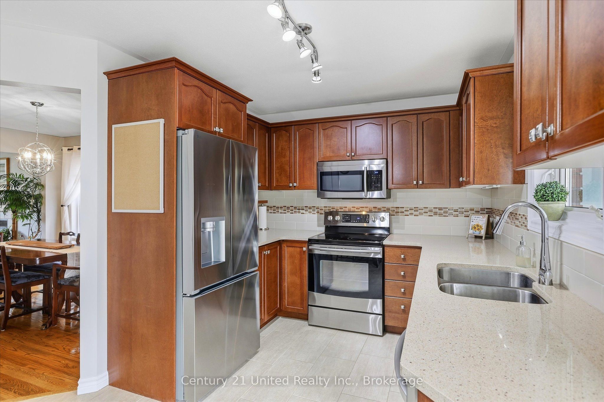2318 Sumac Street Property Photo 9