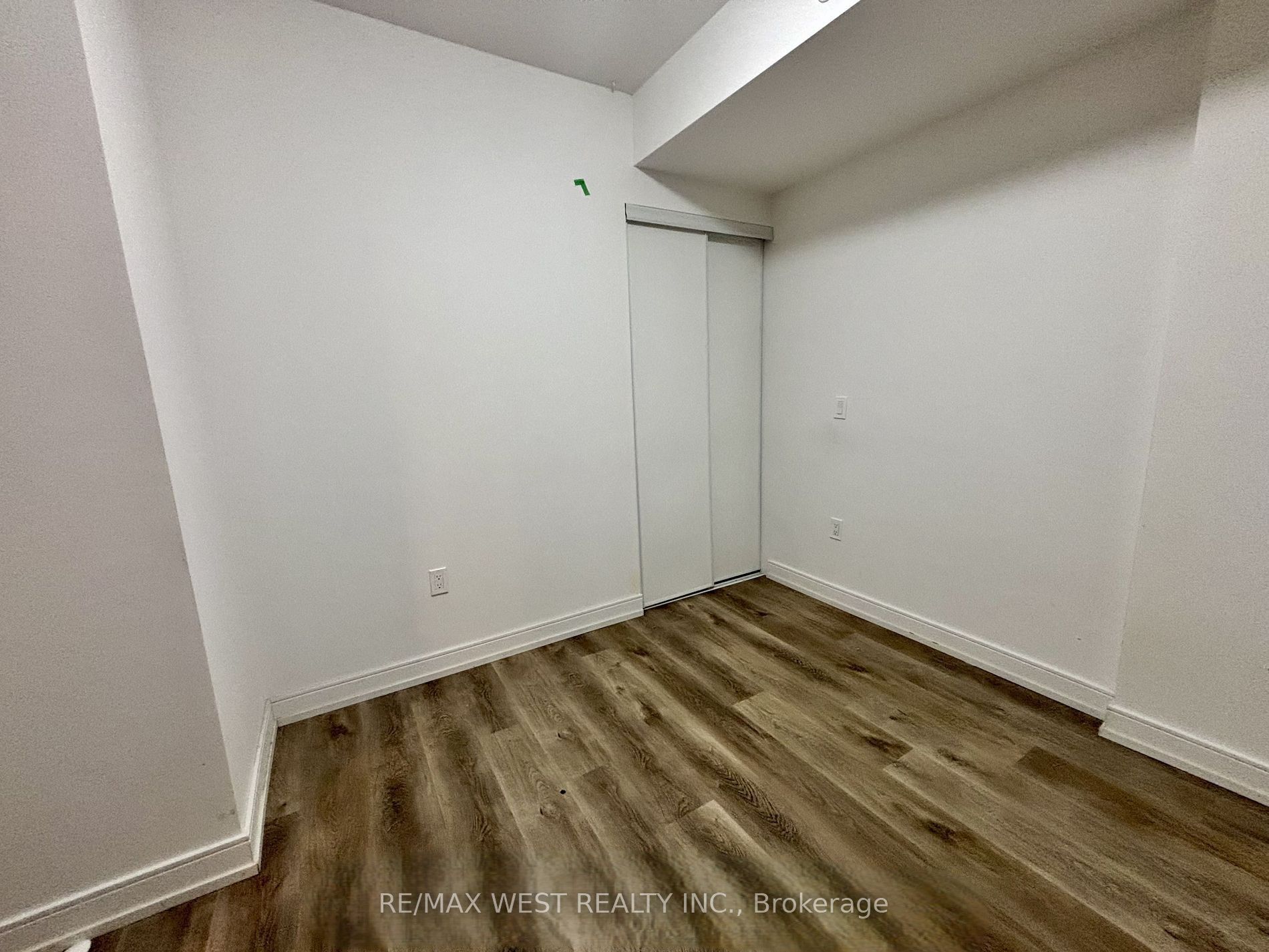 1 Jarvis Street 325 Property Photo 9