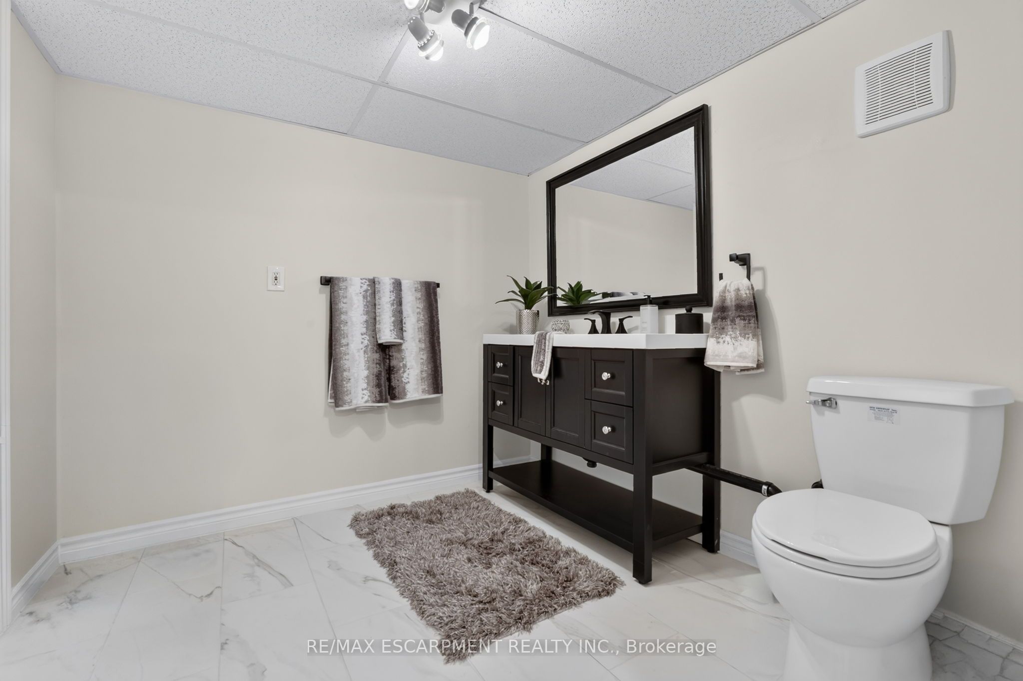 1380 Eighth Avenue Louth Property Photo 30