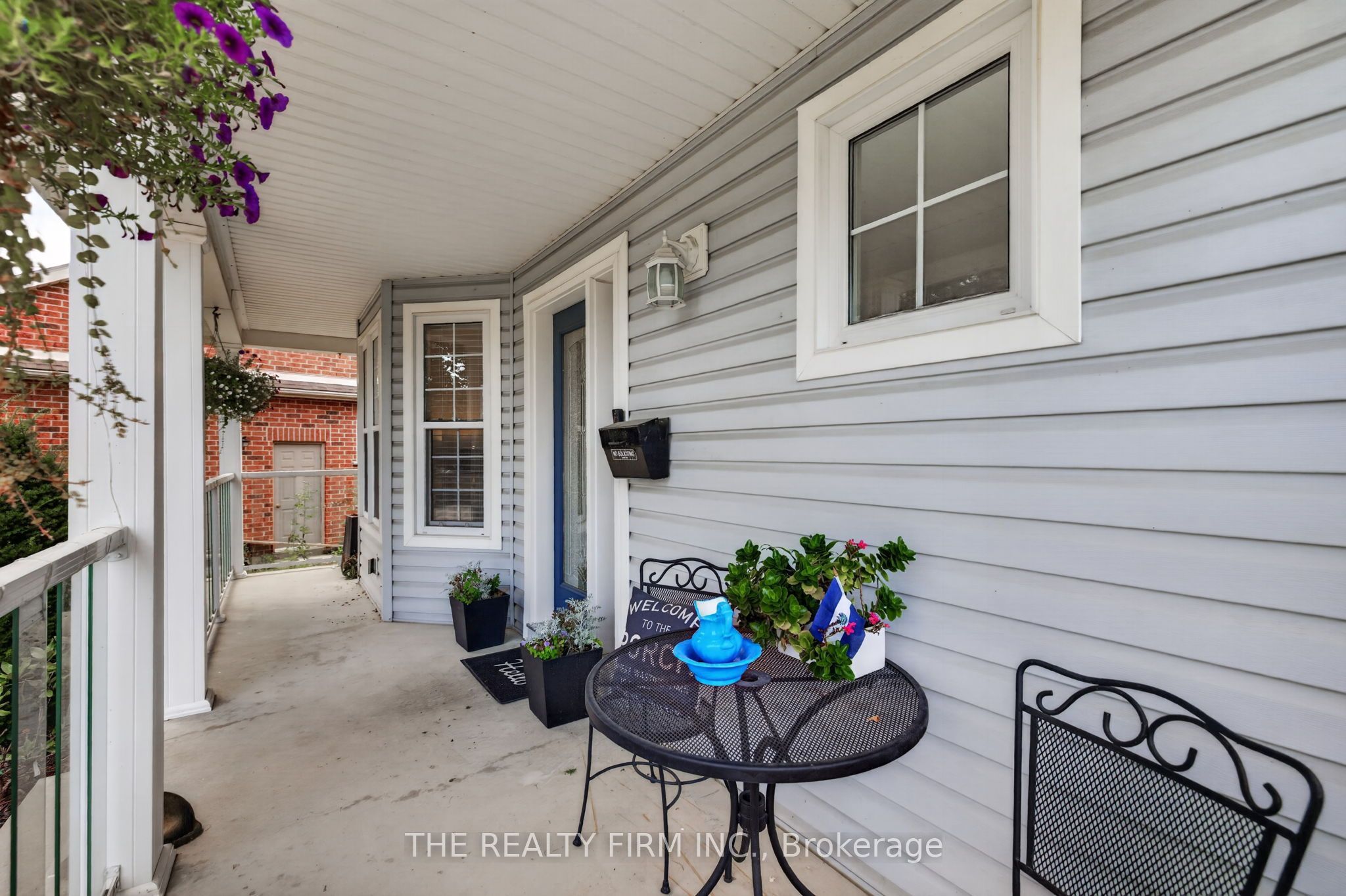 6 Oakdale Place Property Photo 3