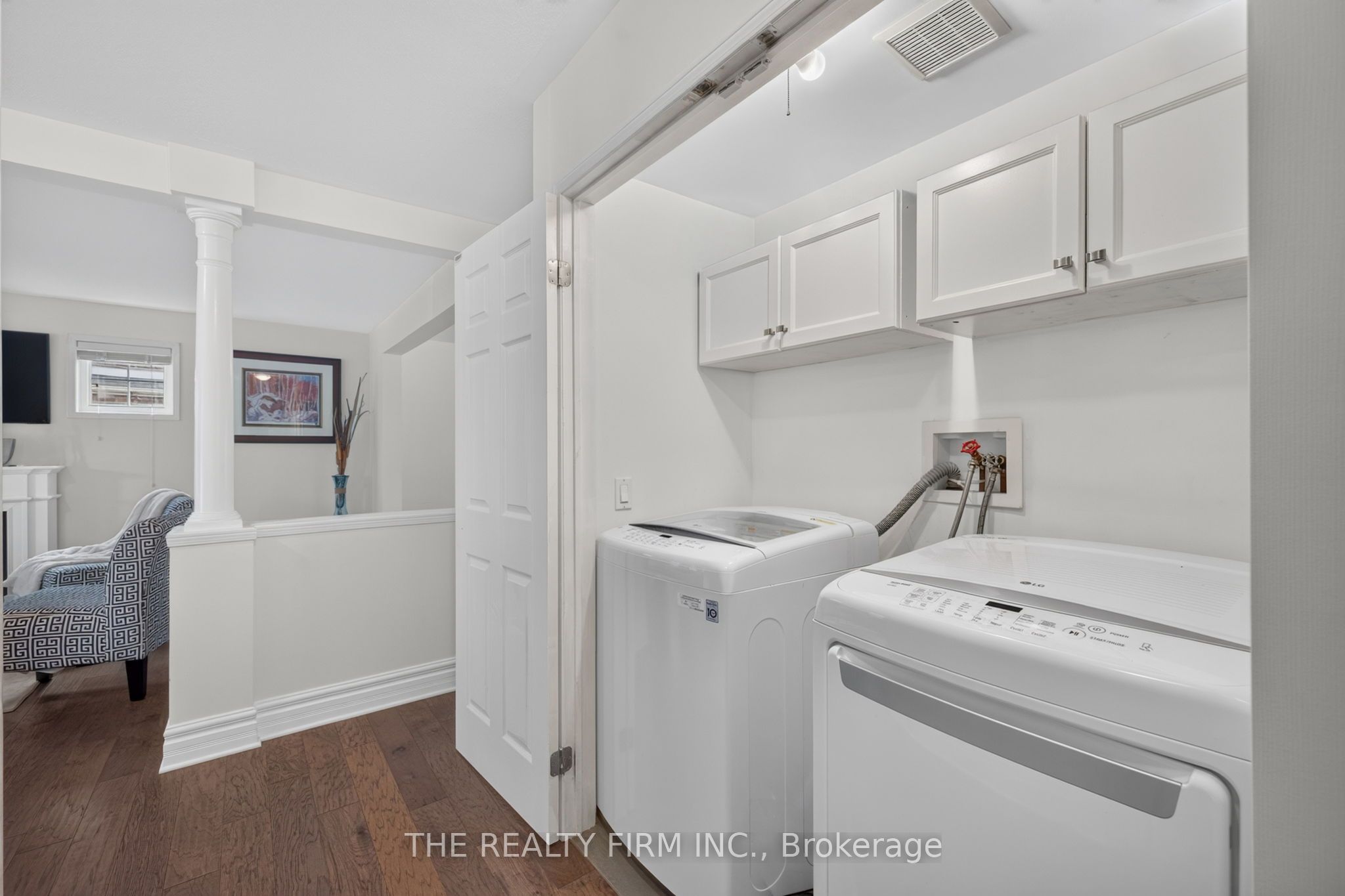 6 Oakdale Place Property Photo 14