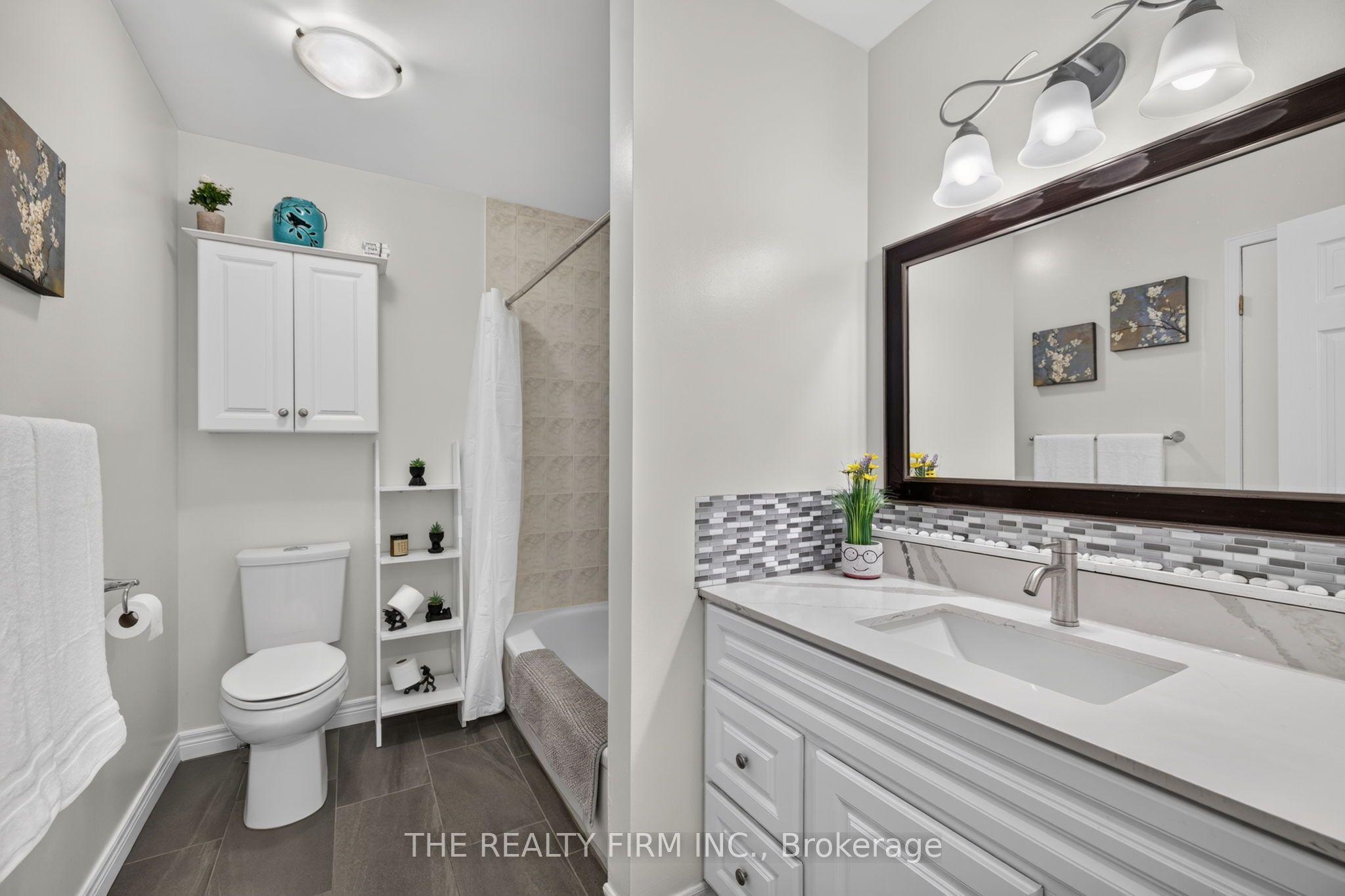 6 Oakdale Place Property Photo 19