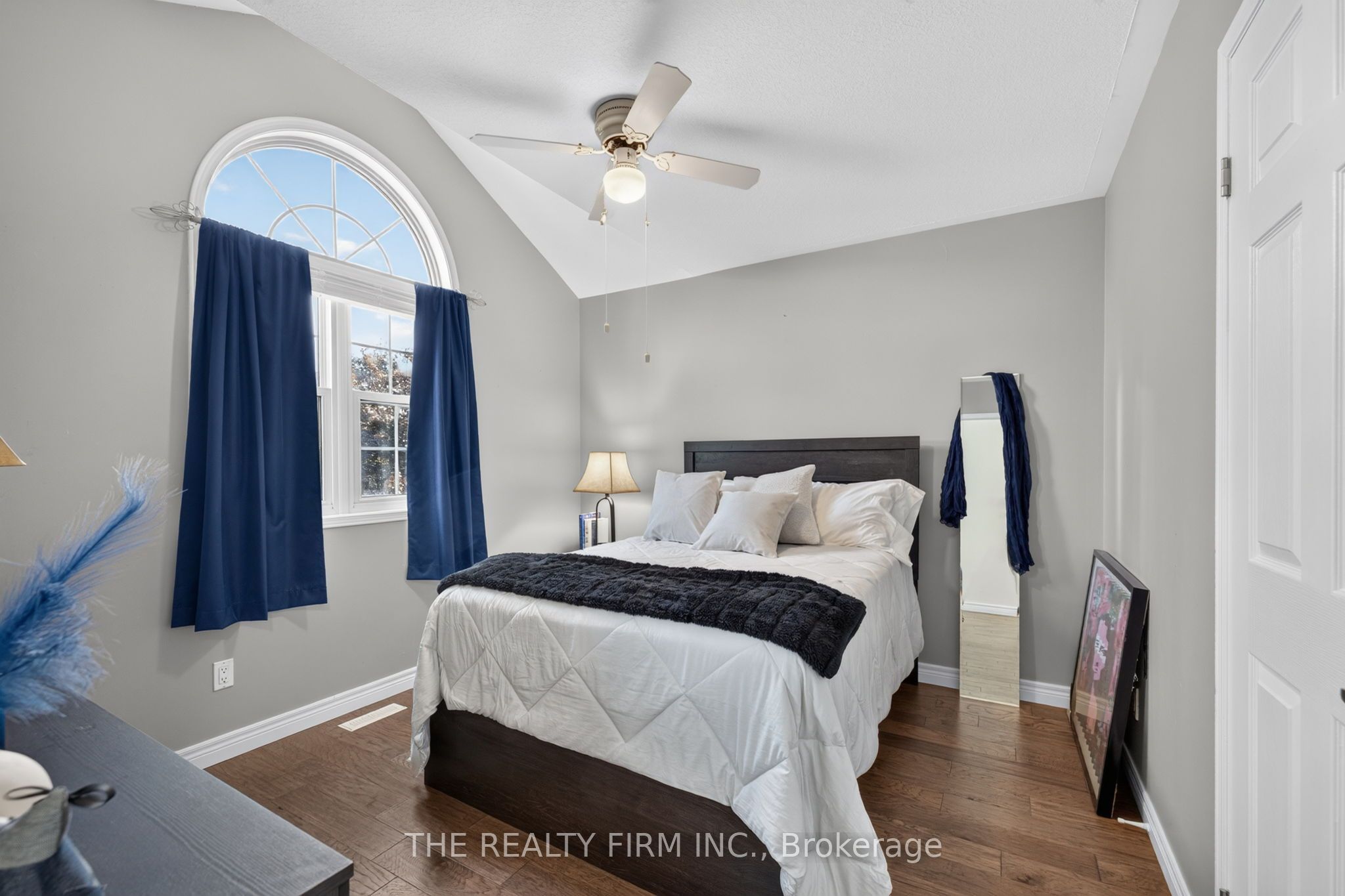 6 Oakdale Place Property Photo 20