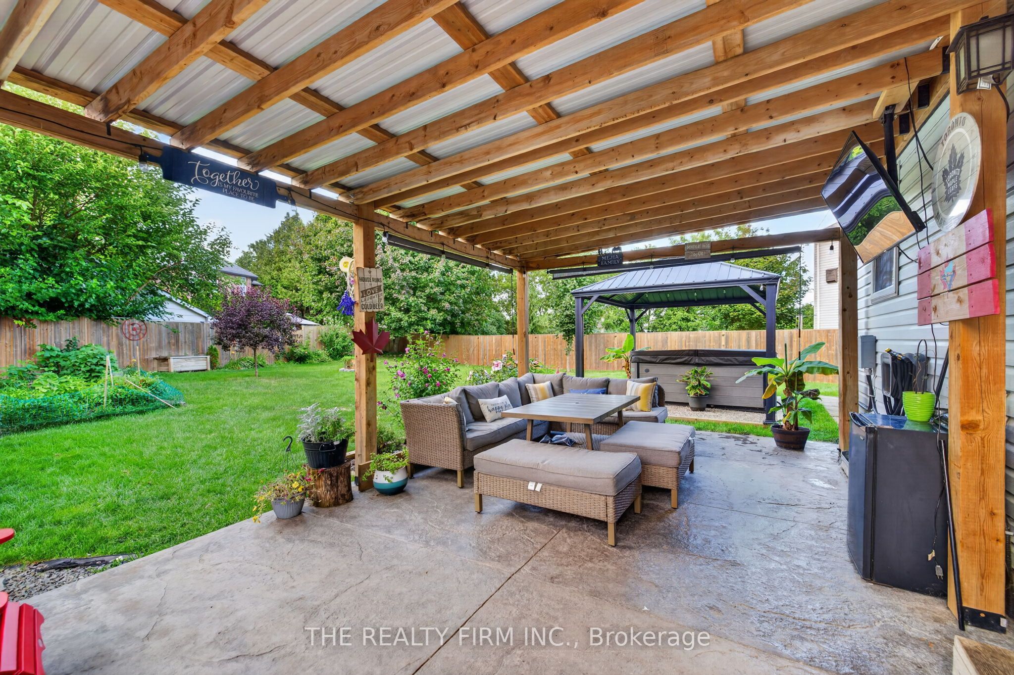 6 Oakdale Place Property Photo 30