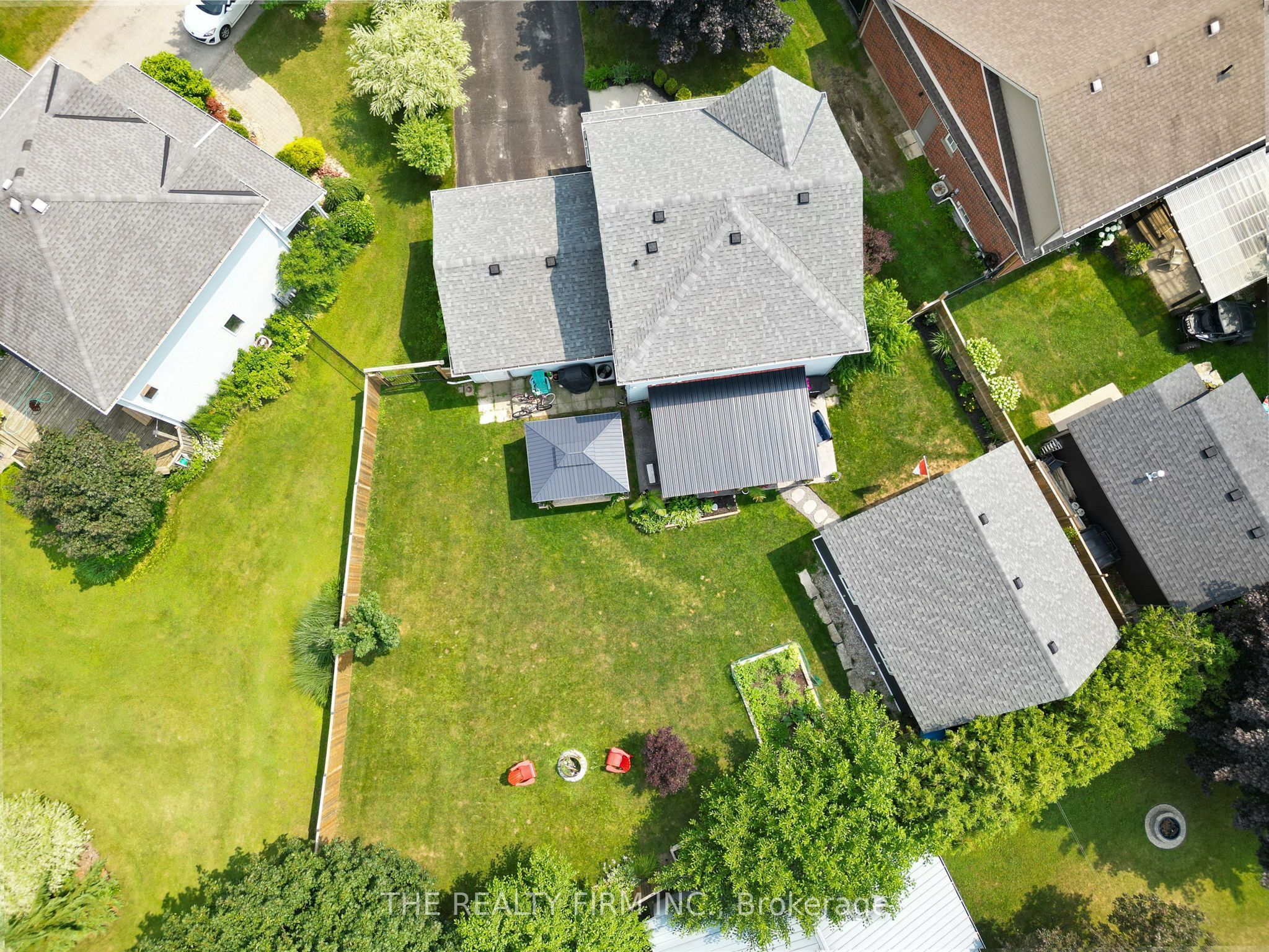 6 Oakdale Place Property Photo 49