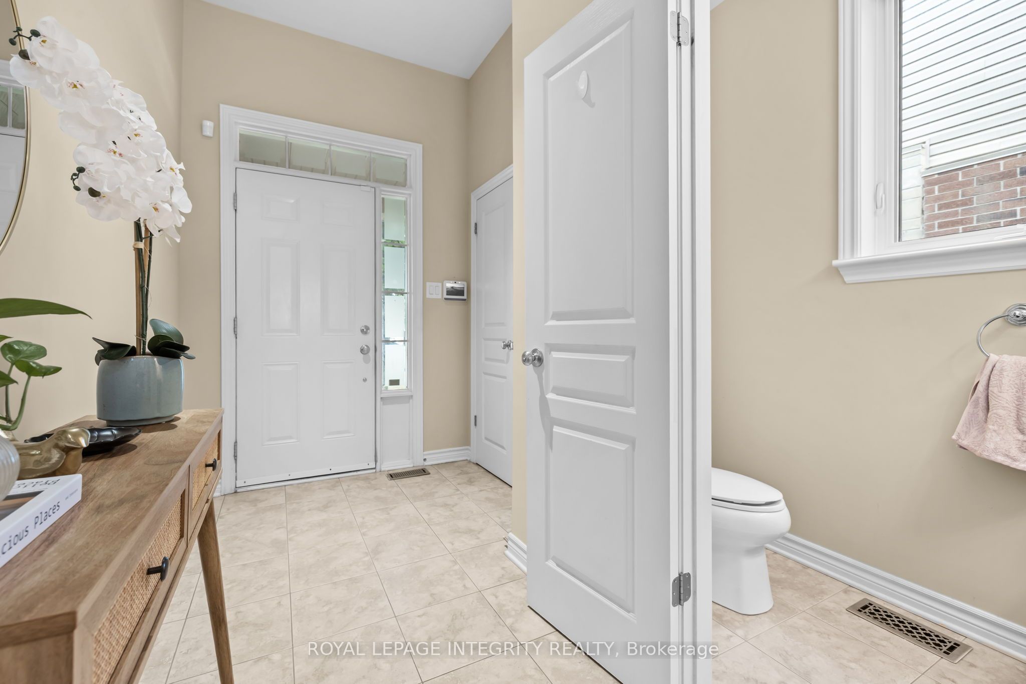 280 Keyrock Drive Property Photo 4
