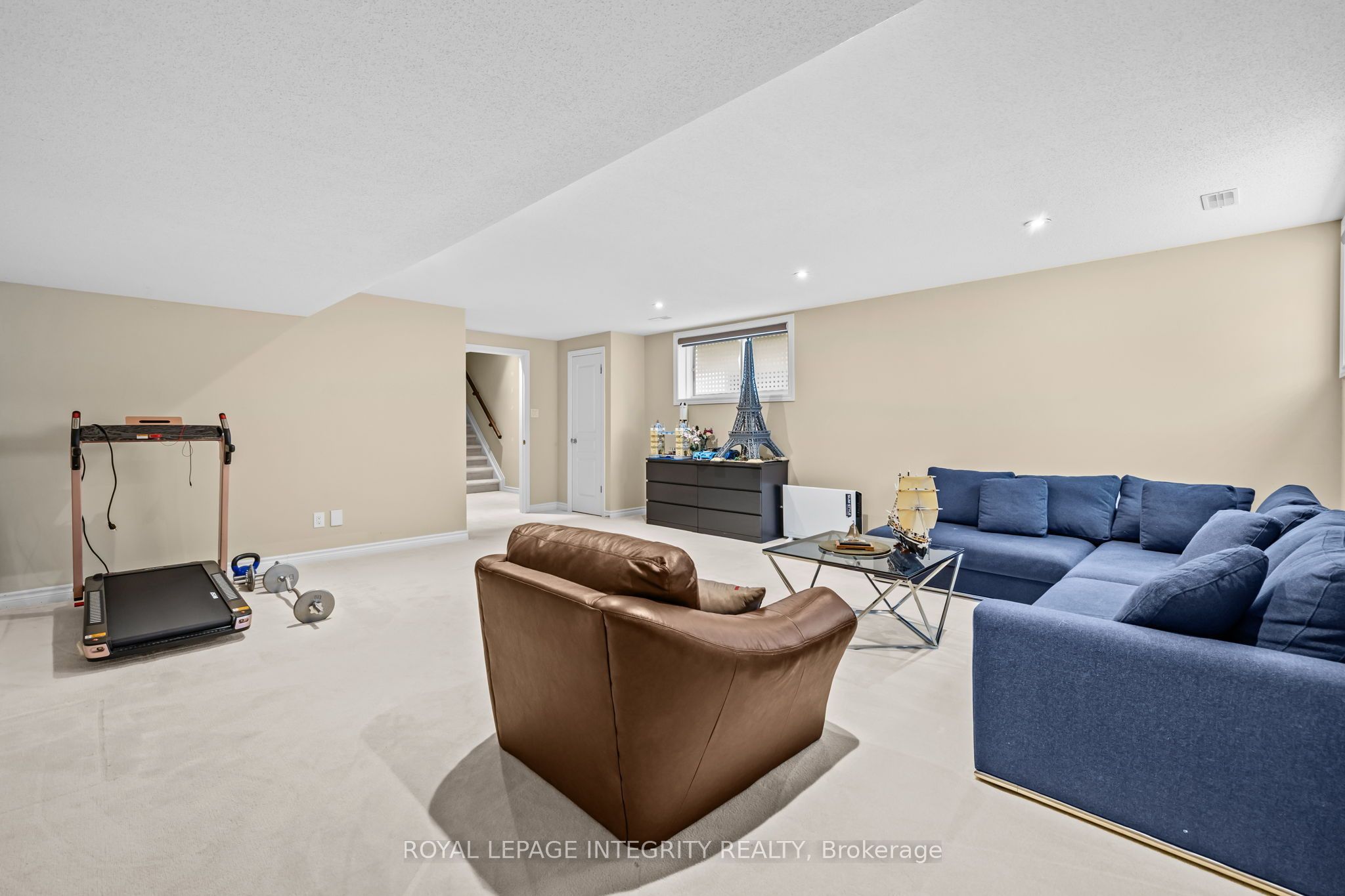280 Keyrock Drive Property Photo 33