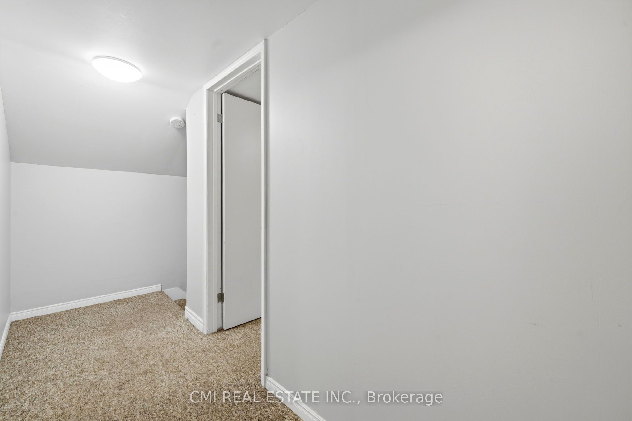 12 Argyle Street Property Photo 29