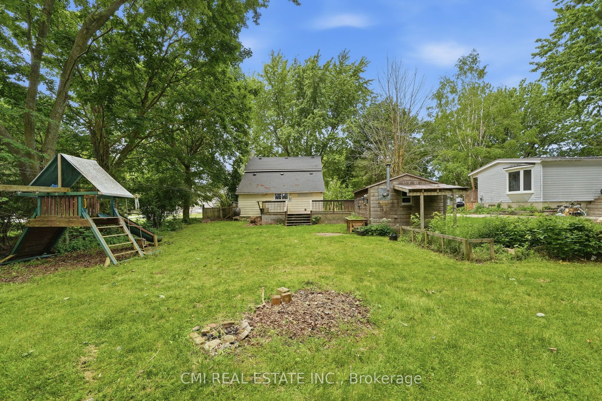 12 Argyle Street Property Photo 35