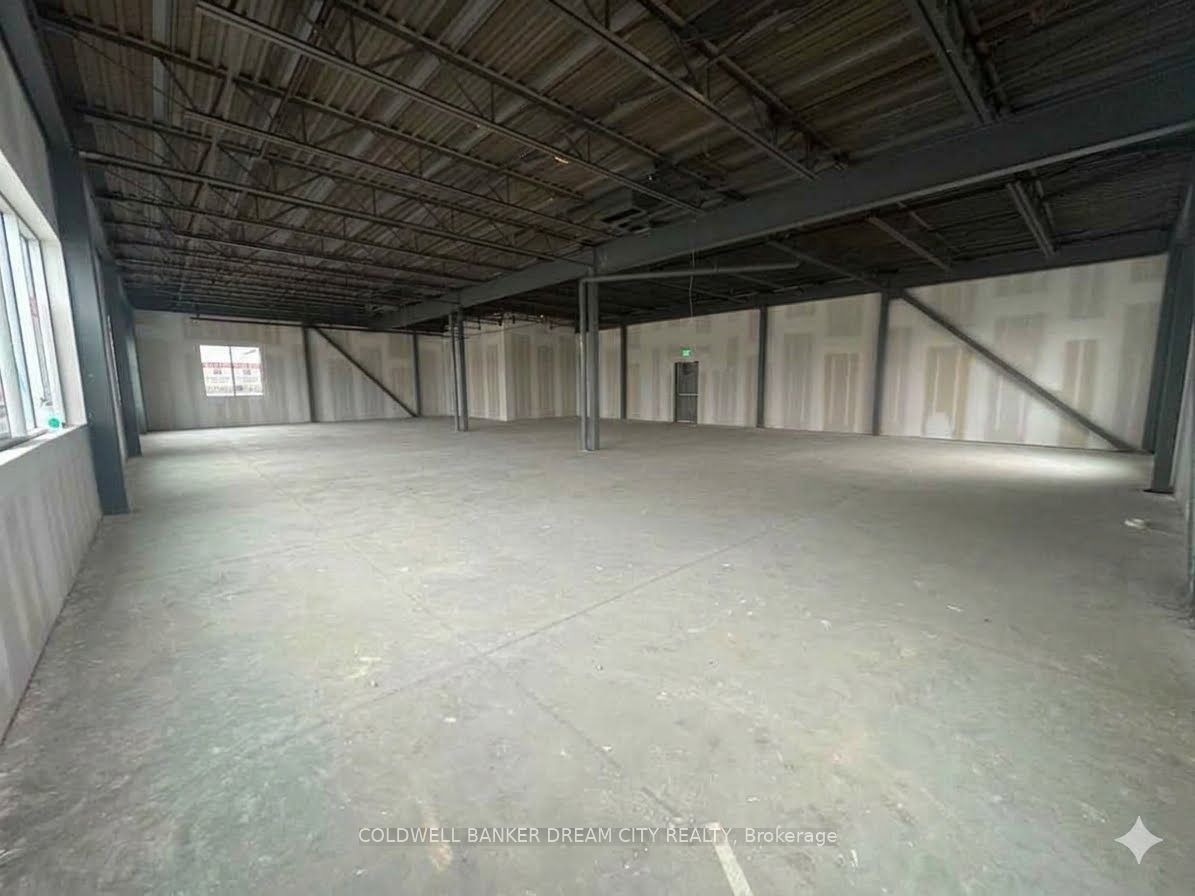 200 Montclair Drive 15-16 Property Photo 16