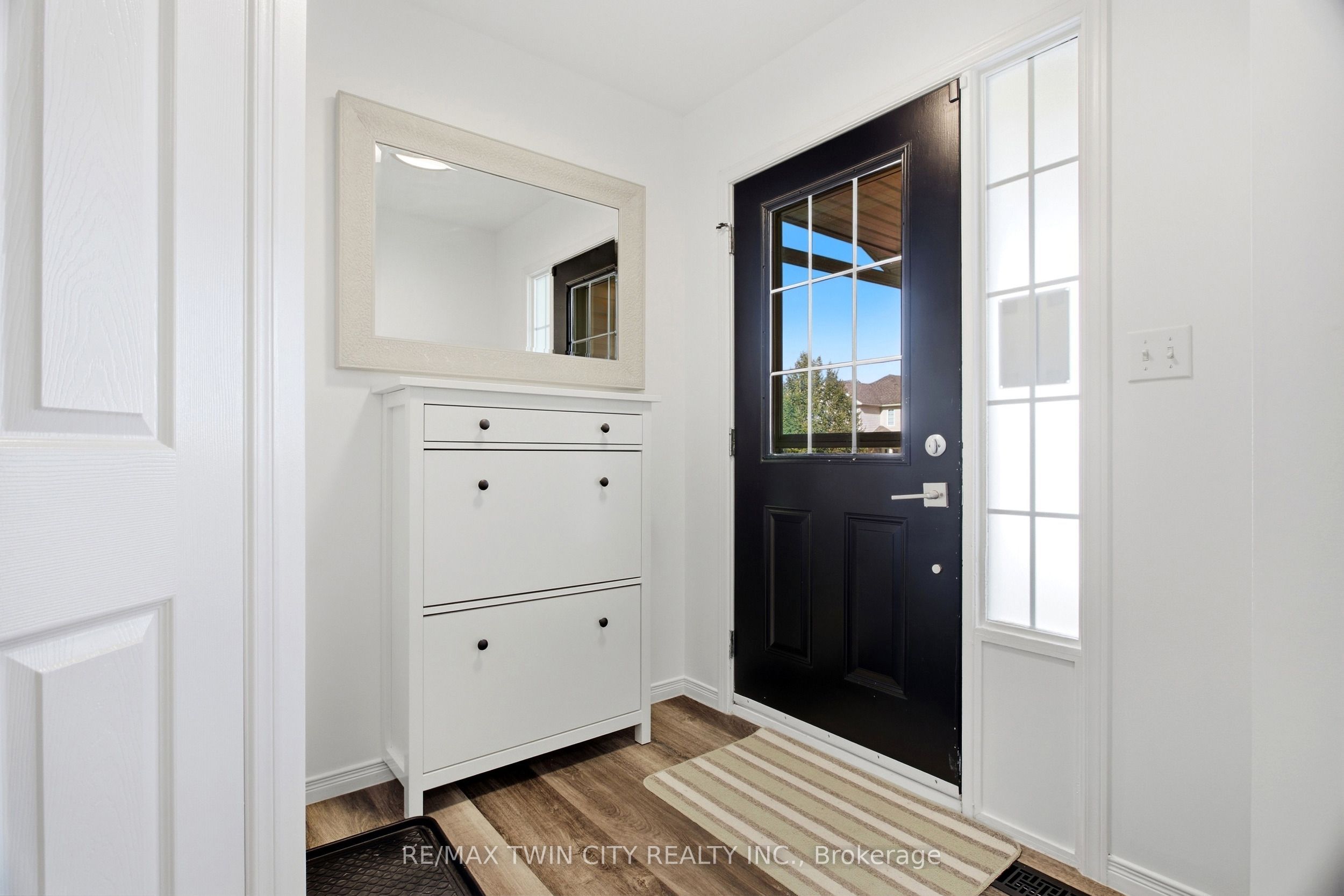 15 Cannes Street Property Photo 3