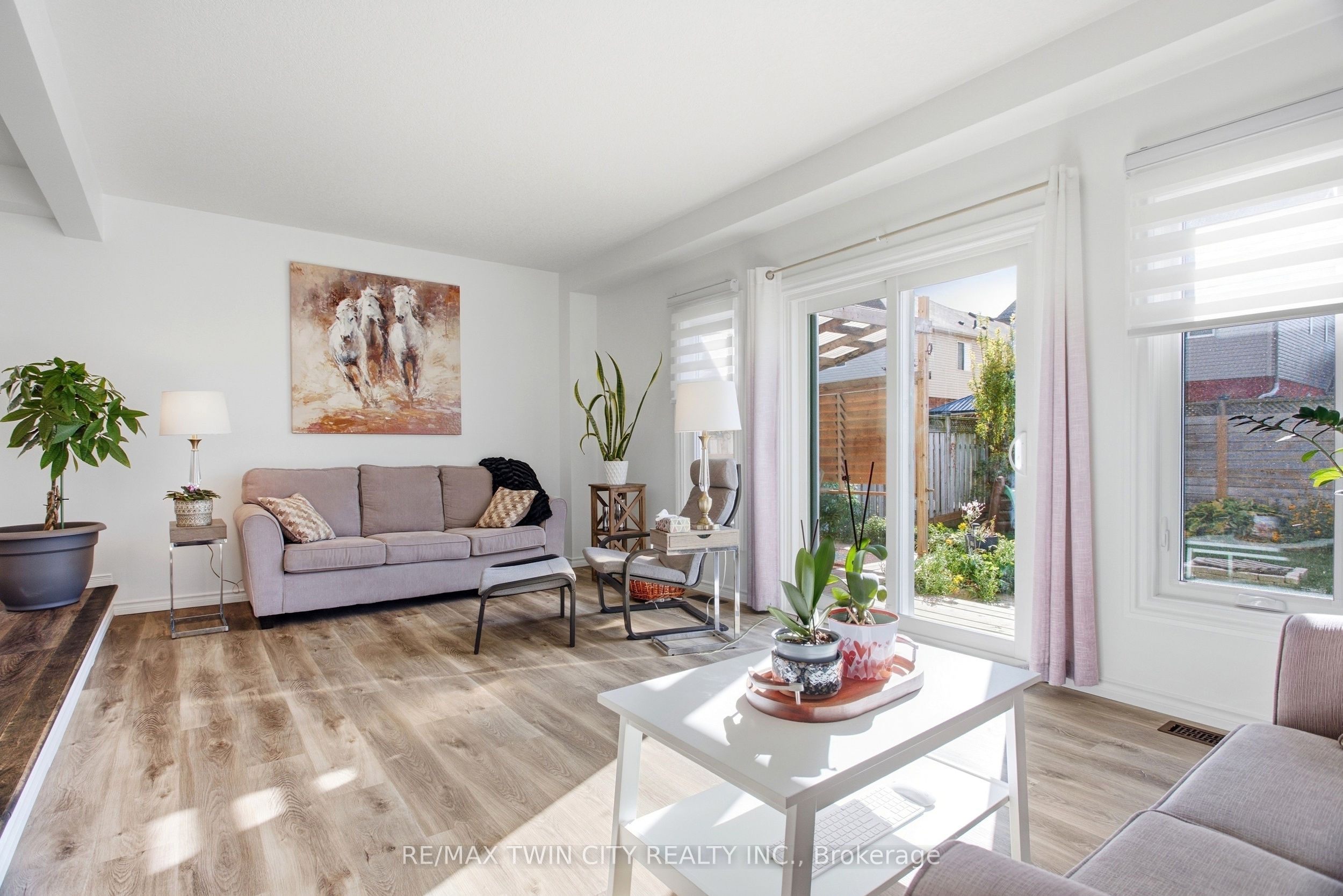 15 Cannes Street Property Photo 13