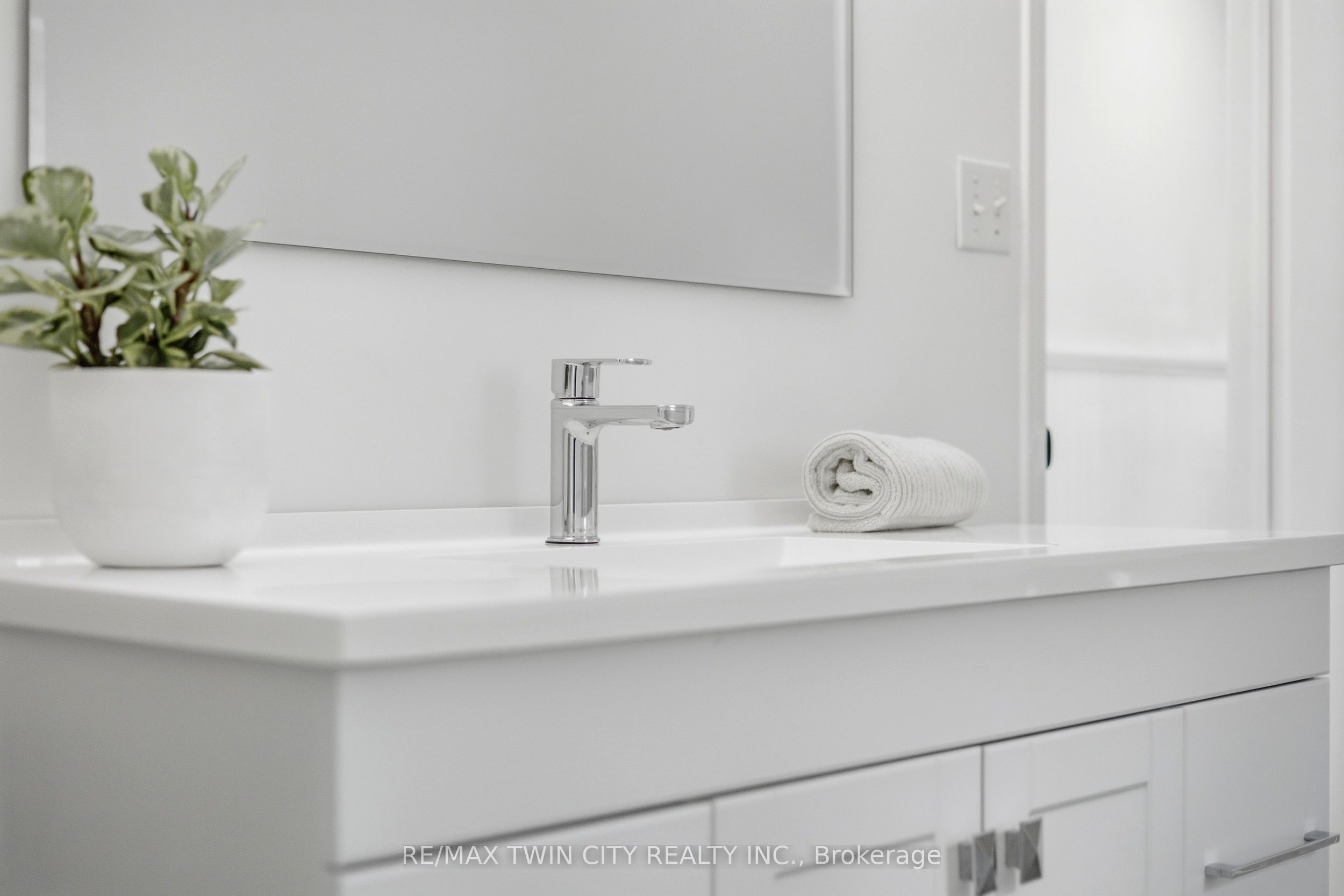 15 Cannes Street Property Photo 31