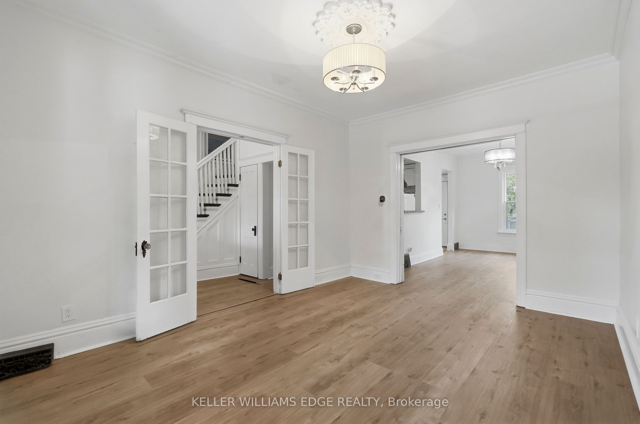 60 Stirton Street Property Photo 6